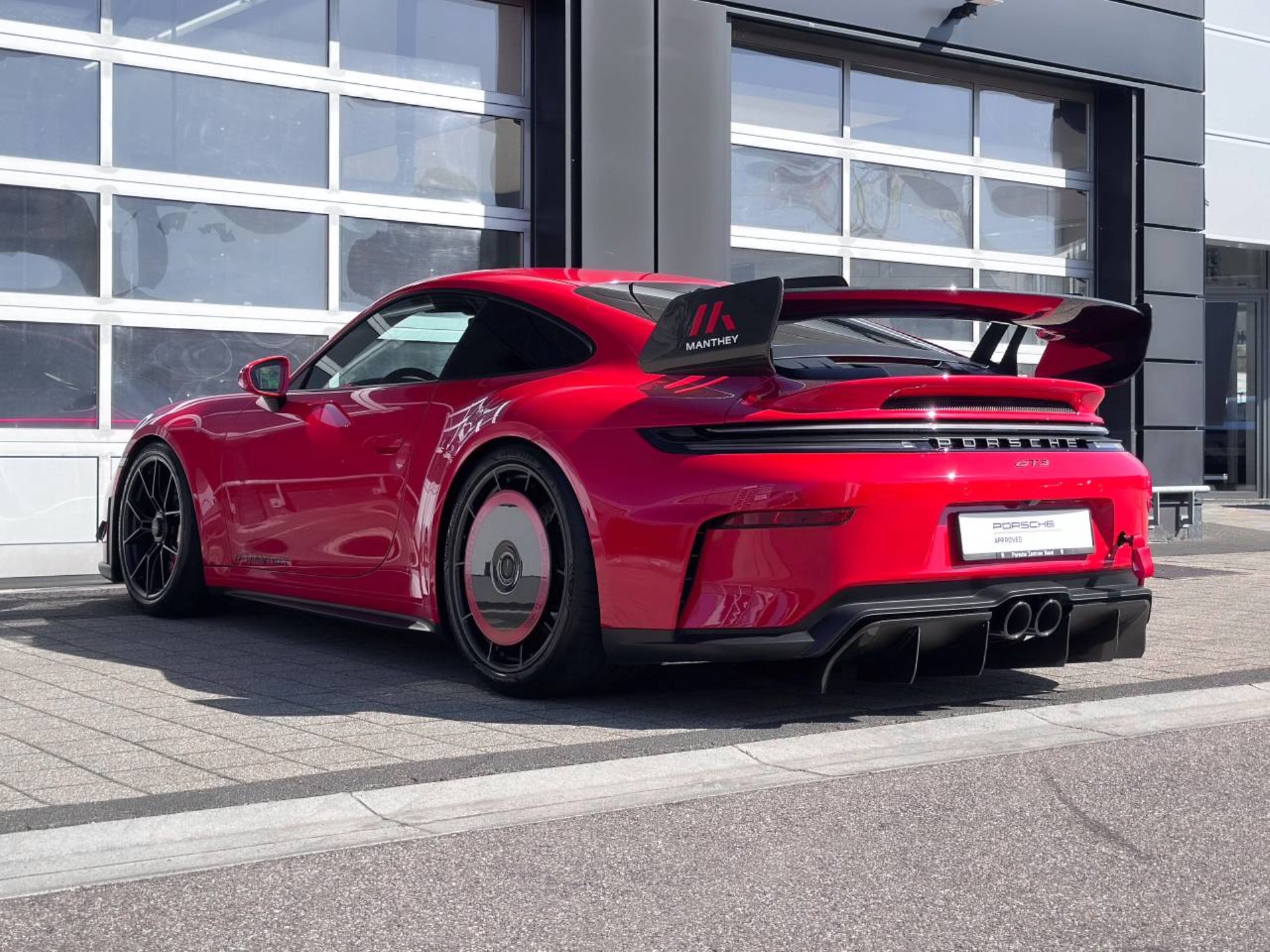 PORSCHE 911 GT3-image-11