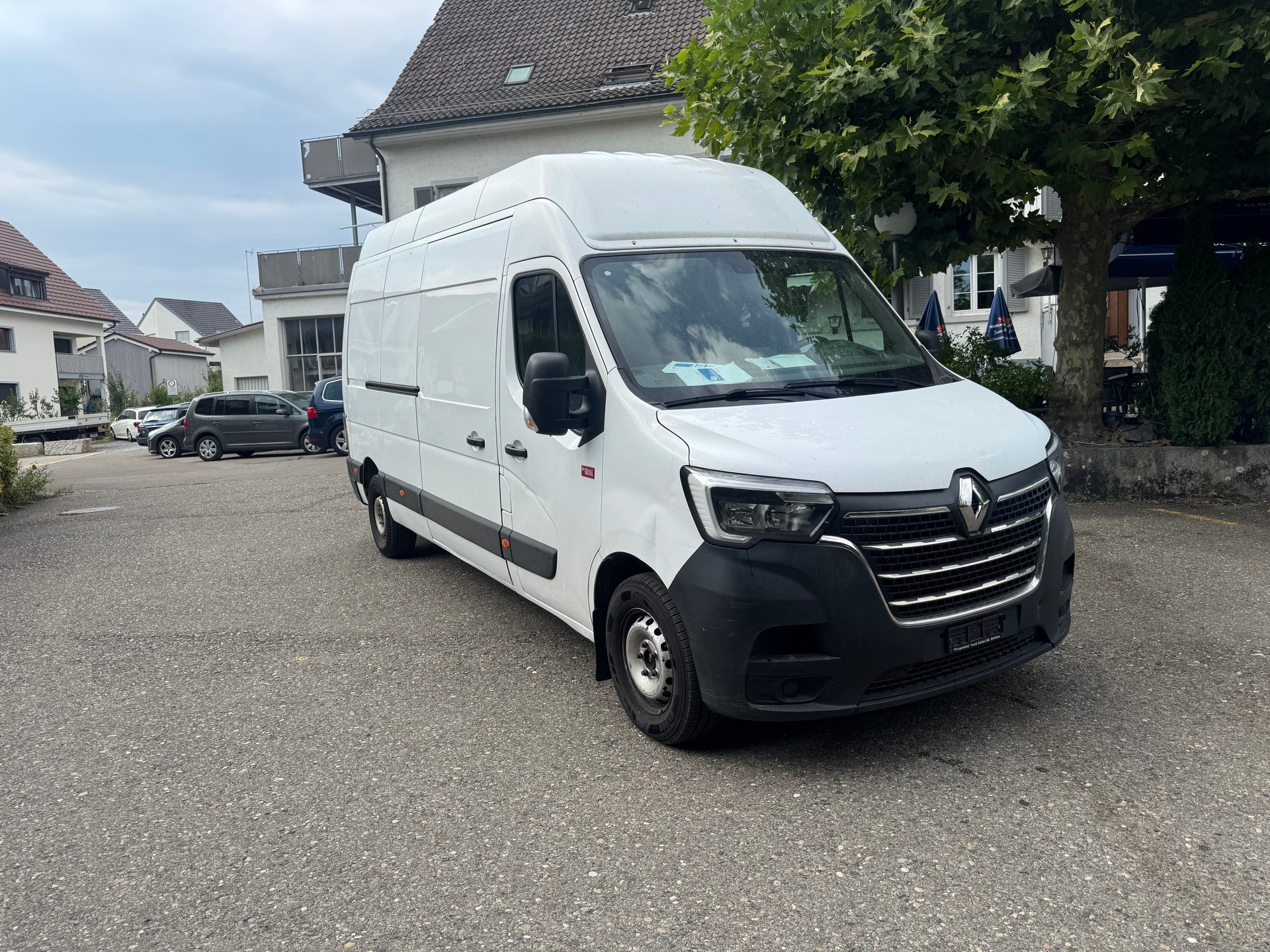 RENAULT Master T35 ENERGY 2.3dCi 150 L2H2-image-1