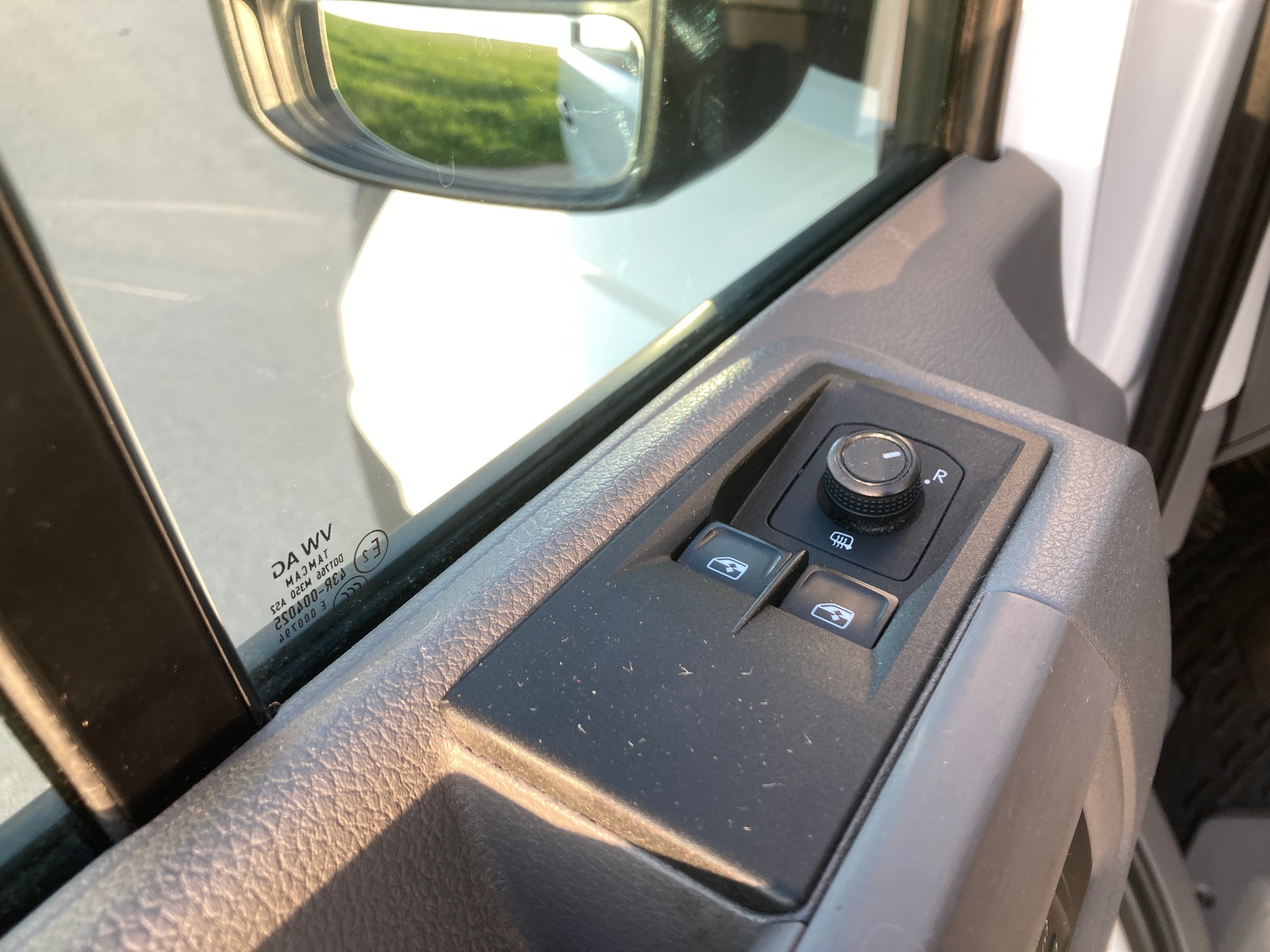 VW Crafter 35 2.0 TDI L4 mit Hebebühne-image-10