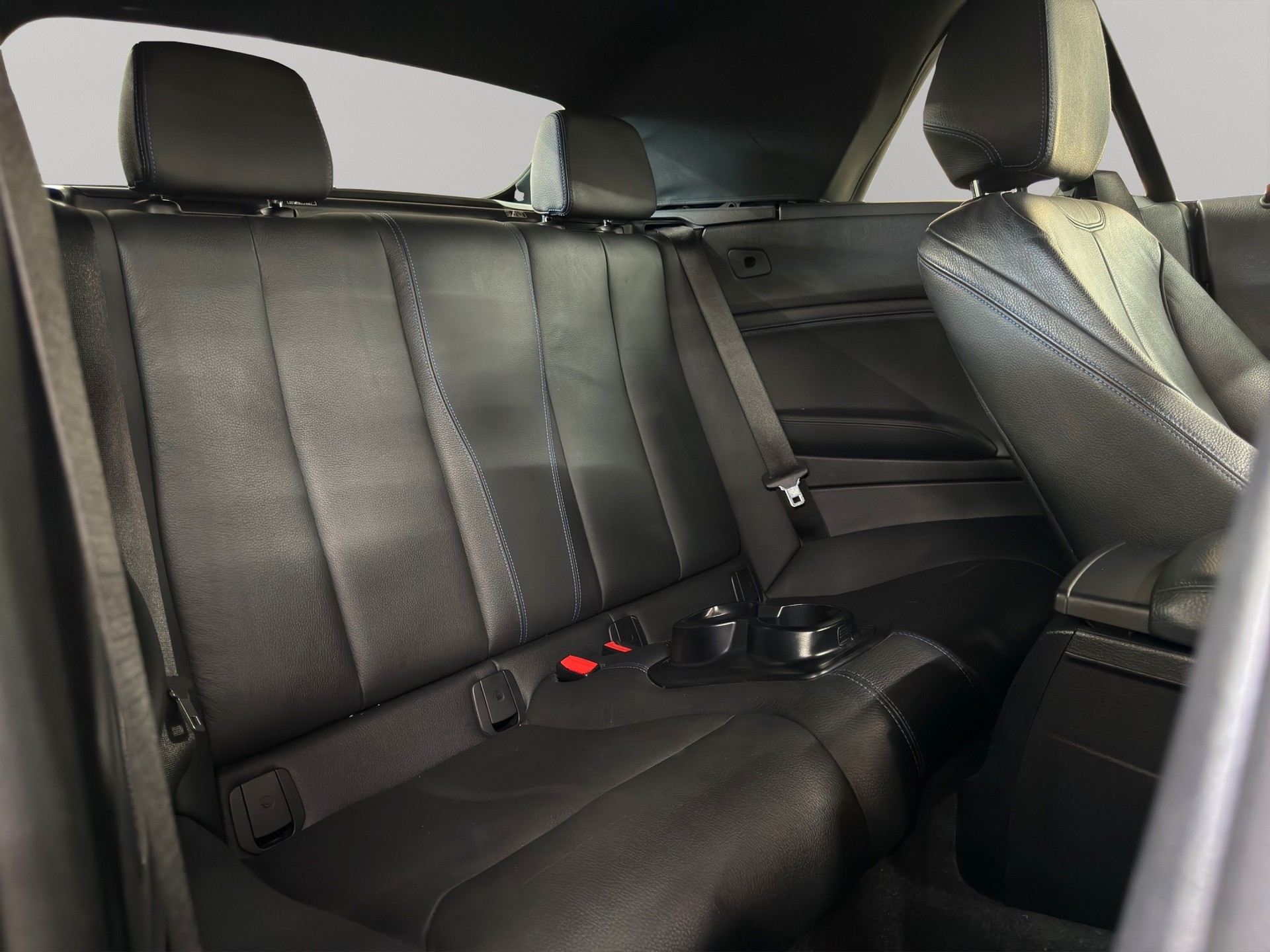 BMW M240i xDrive Steptronic-image-26