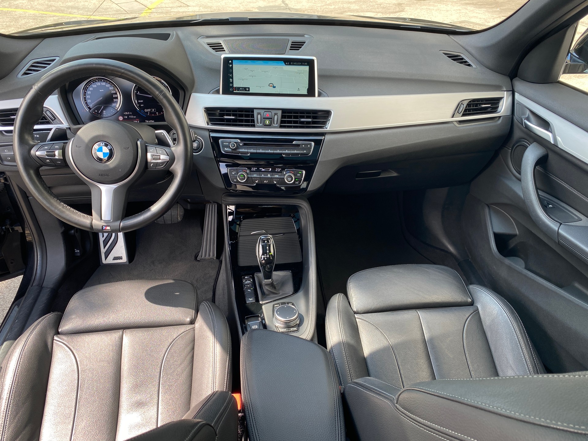 BMW X1 xDrive 25i M Sport Steptronic-image-15