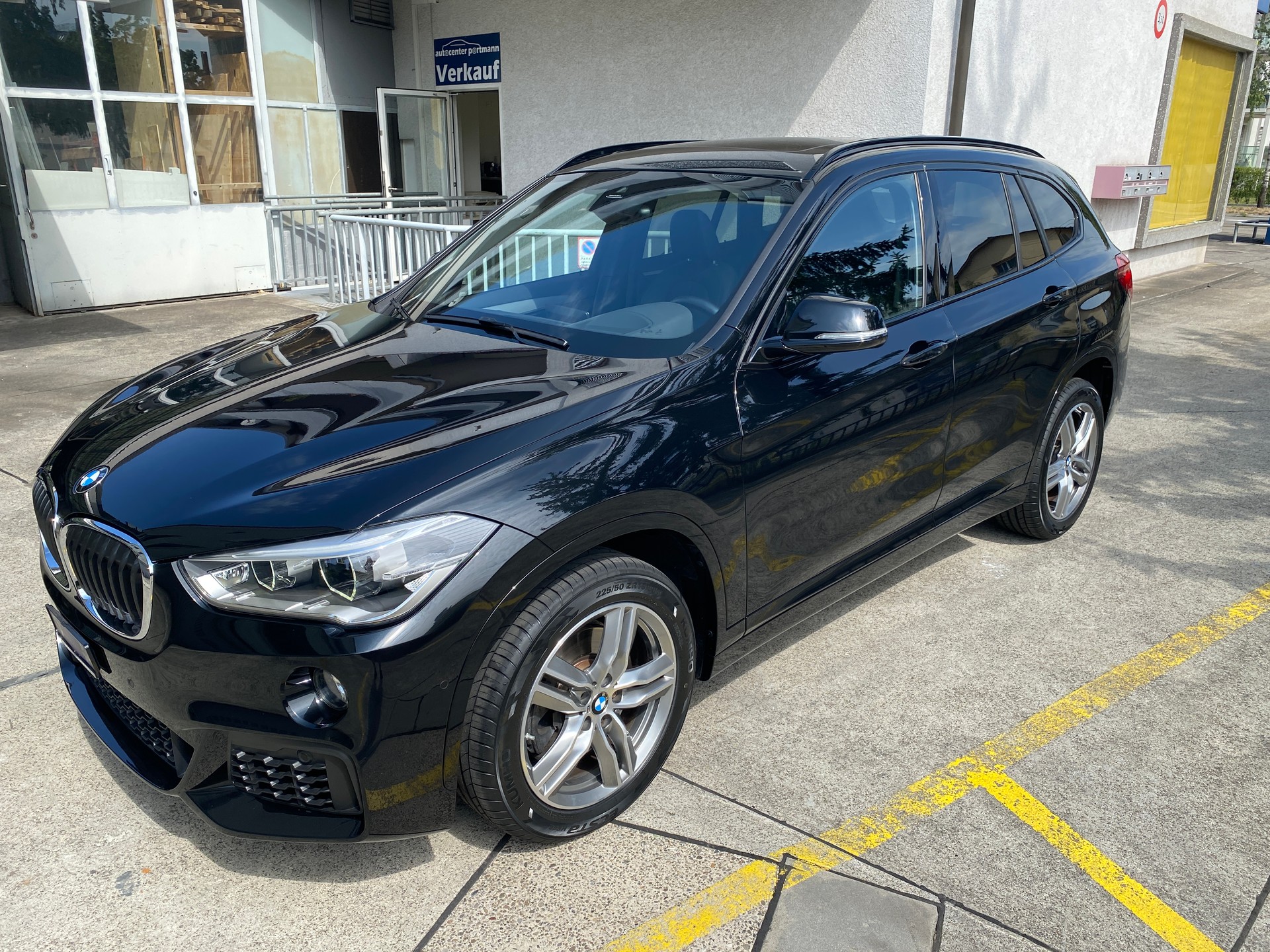 BMW X1 xDrive 25i M Sport Steptronic-image-2