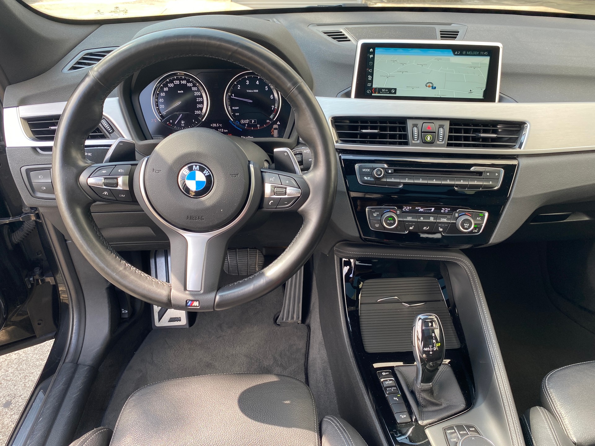 BMW X1 xDrive 25i M Sport Steptronic-image-16
