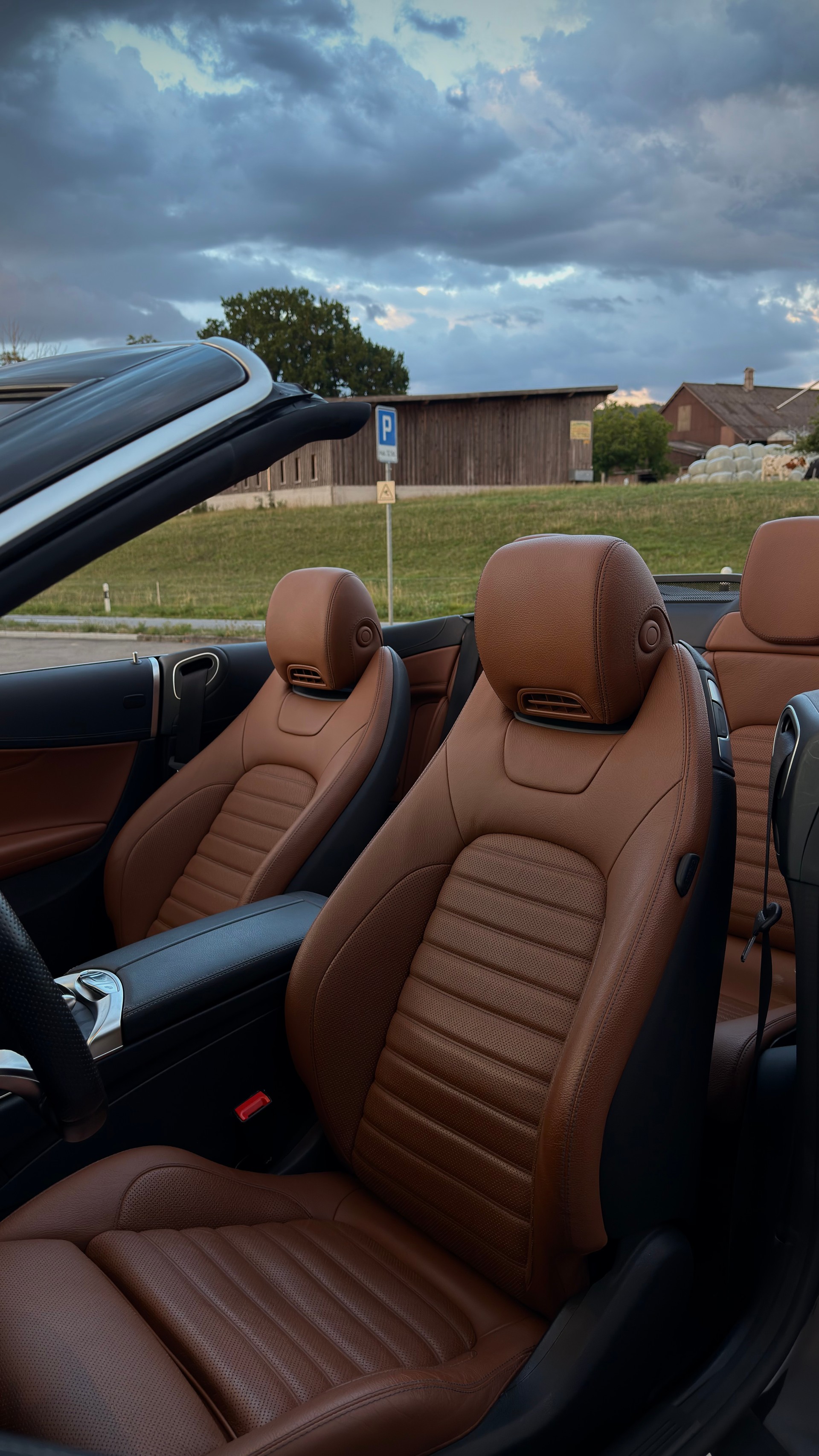 MERCEDES-BENZ C 43 AMG 4matic-image-4