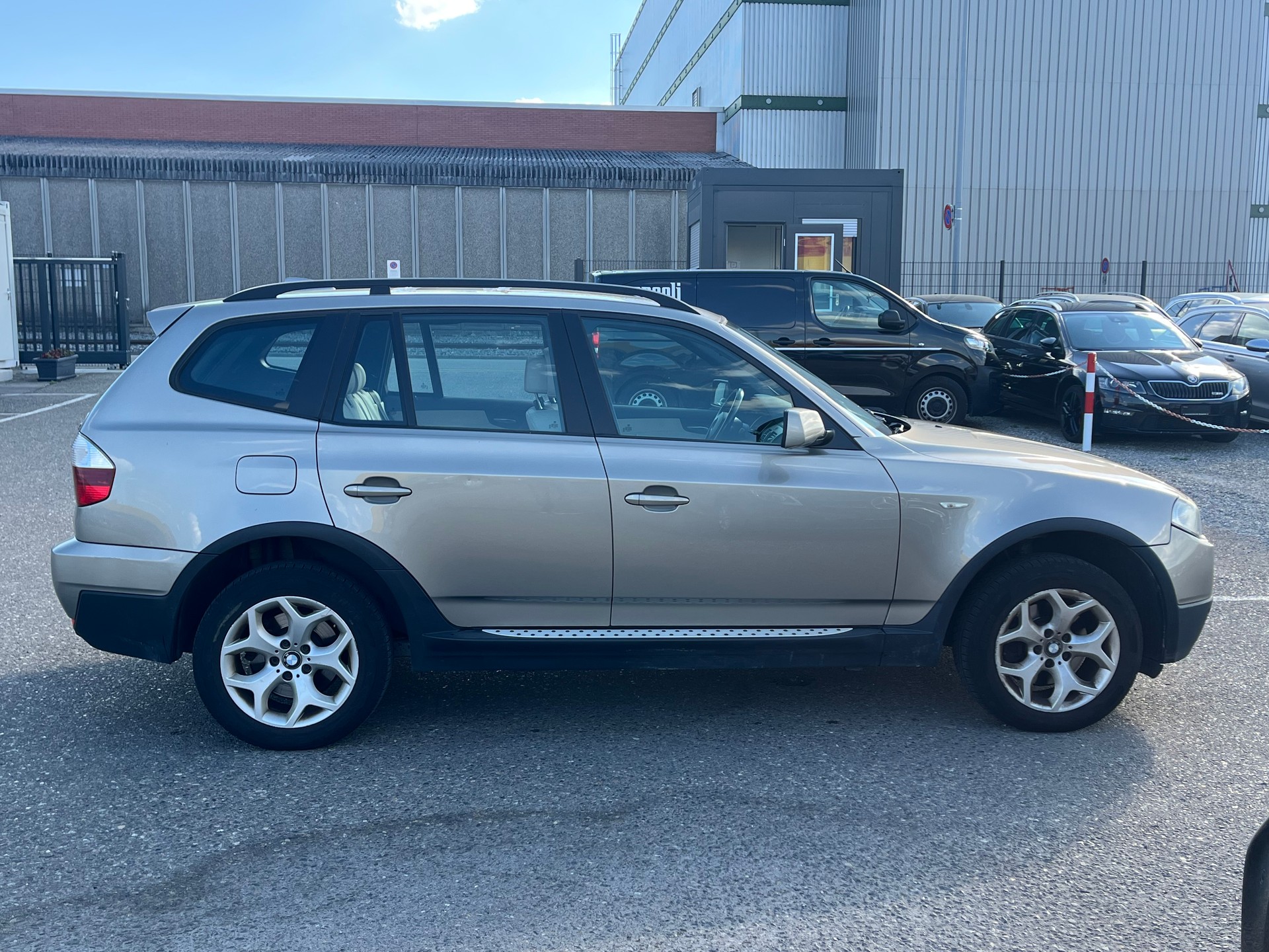 BMW X3 xDrive 30d (3.0d)-image-2