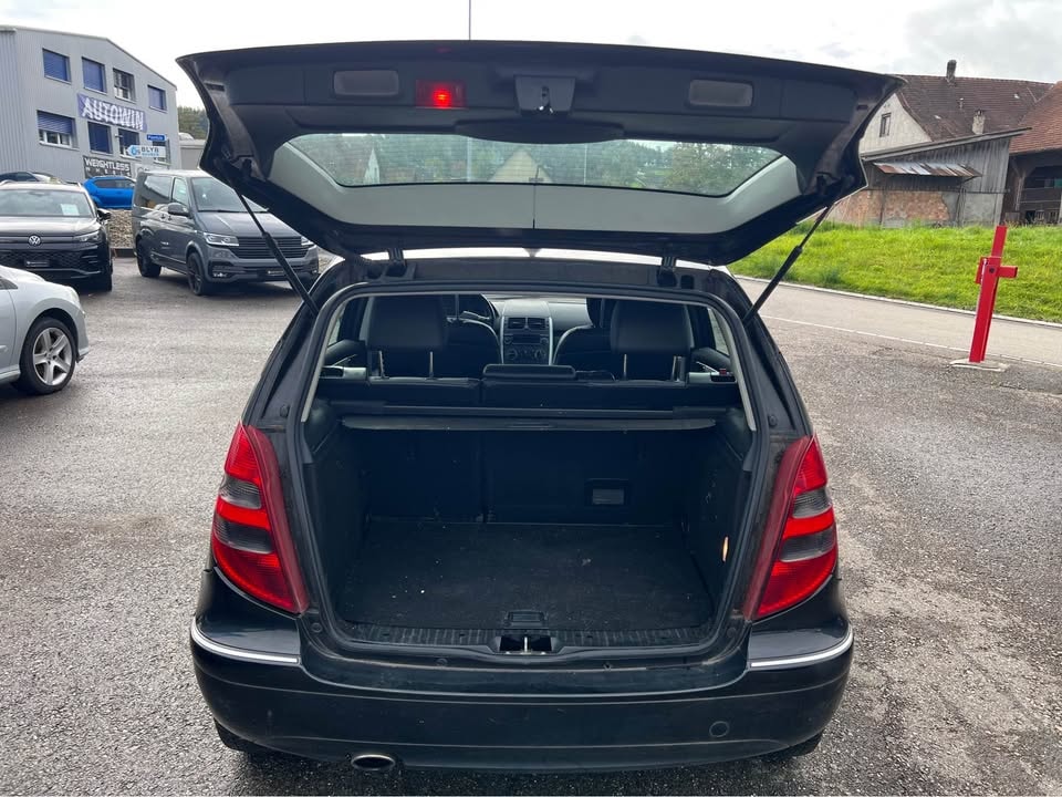 MERCEDES-BENZ A 160 CDI Classic-image-6