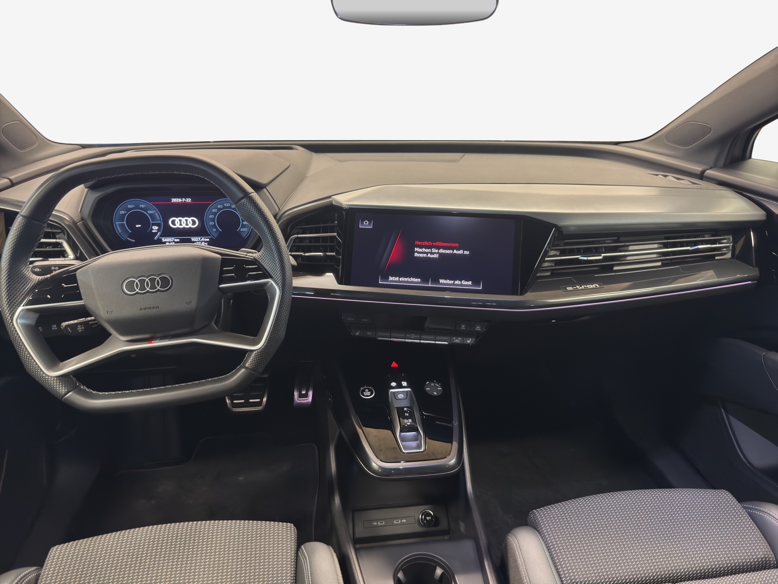 AUDI Q4 e-tron 50 quattro-image-8