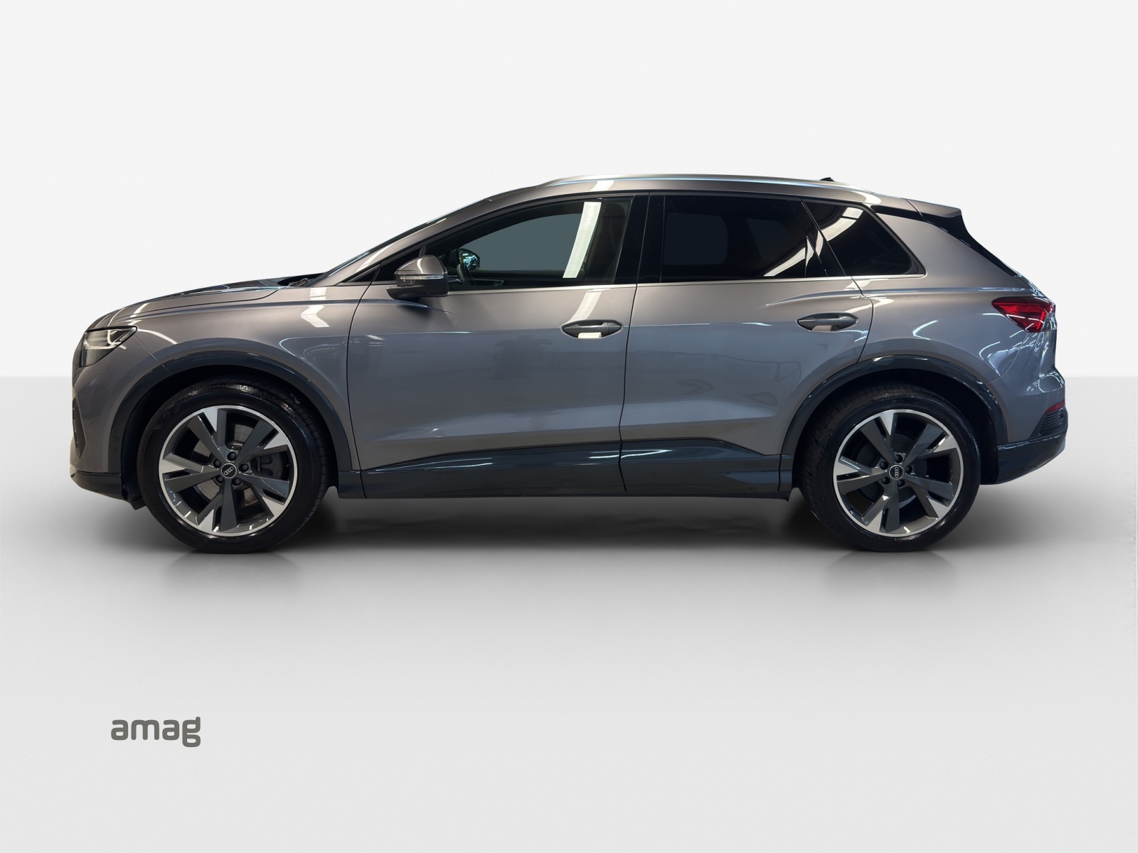 AUDI Q4 e-tron 50 quattro-image-1