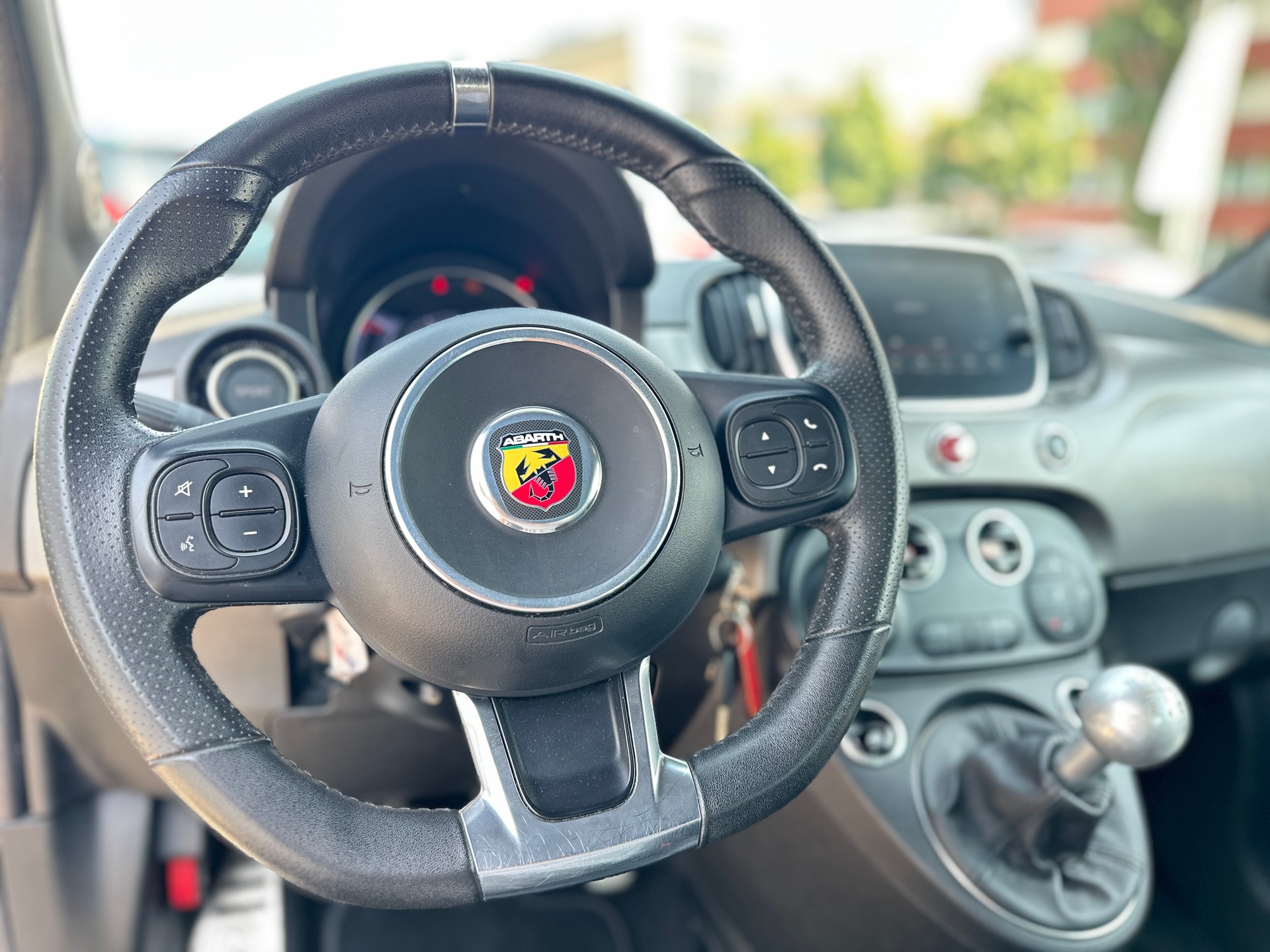 FIAT 595 1.4 16V Turbo Abarth Turismo-image-10