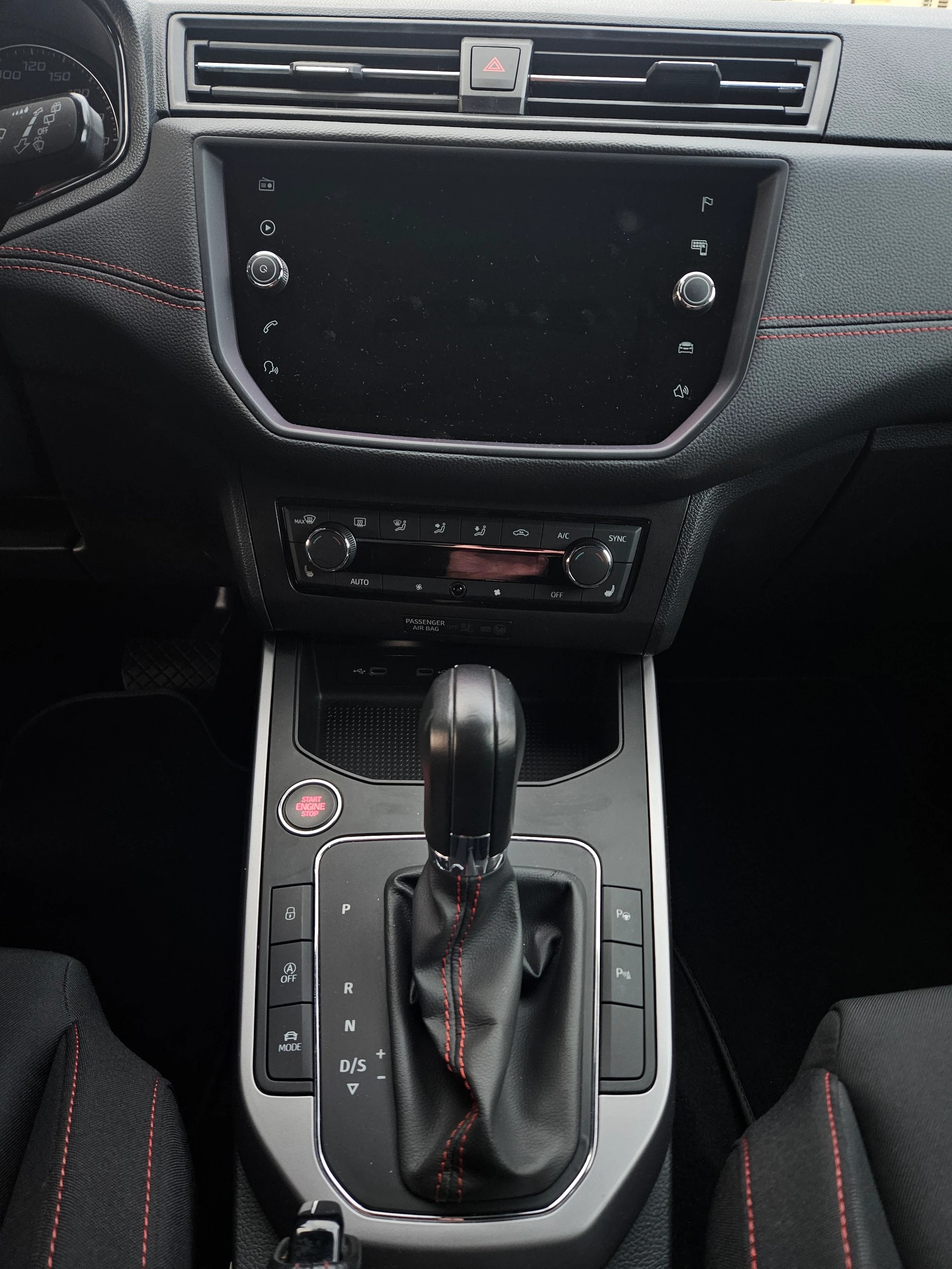 SEAT Arona 1.0 TSI Eco FR DSG-image-6
