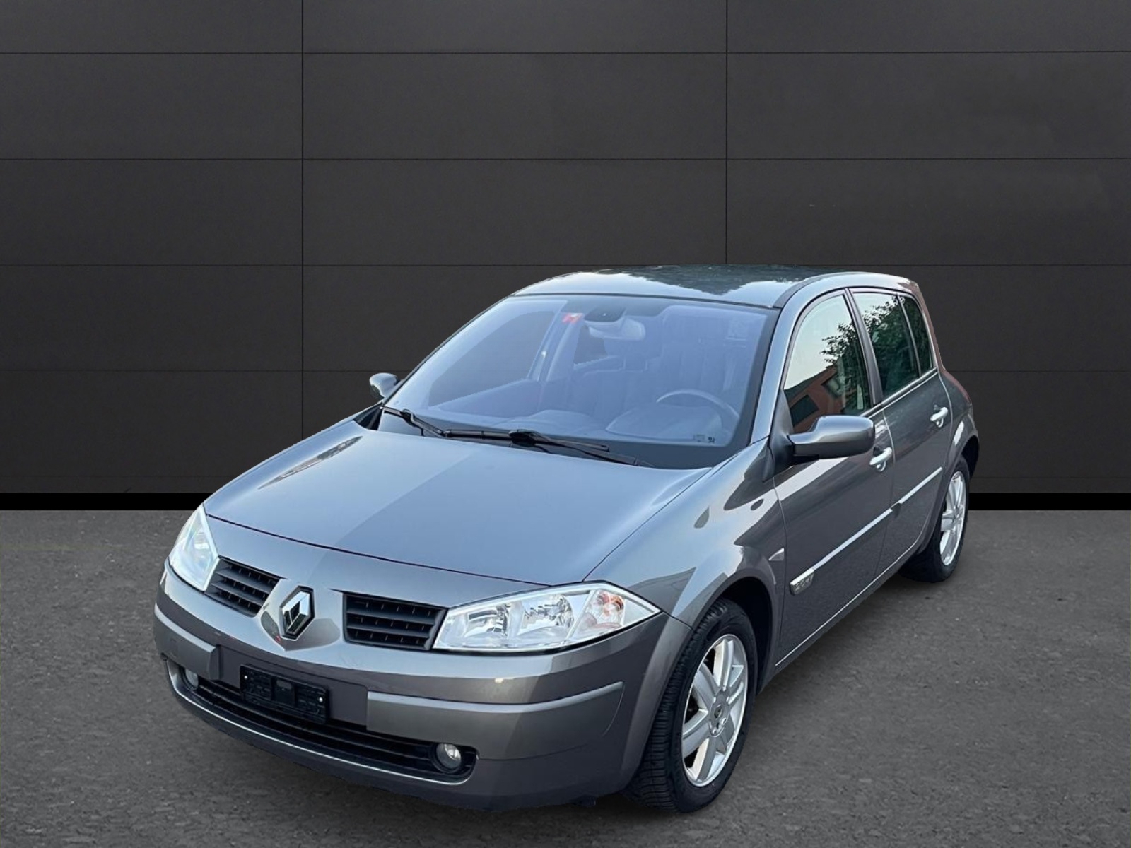RENAULT Mégane 2.0 16V-image-0