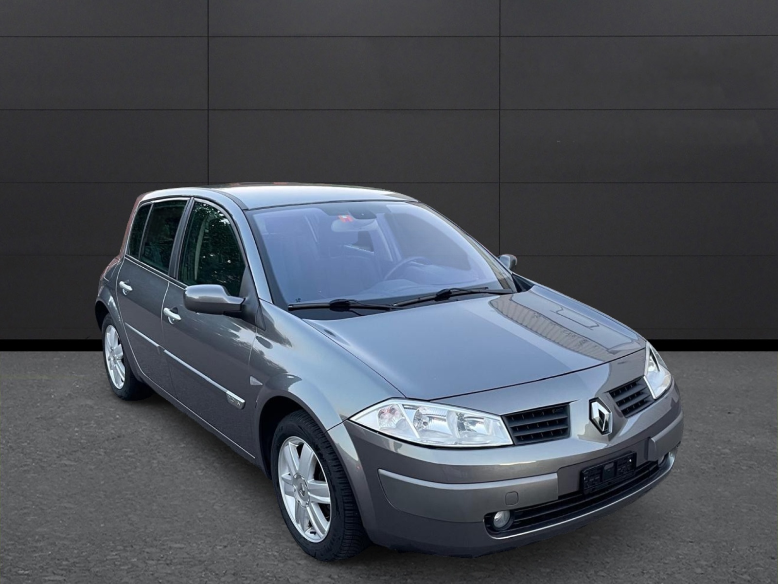 RENAULT Mégane 2.0 16V-image-2