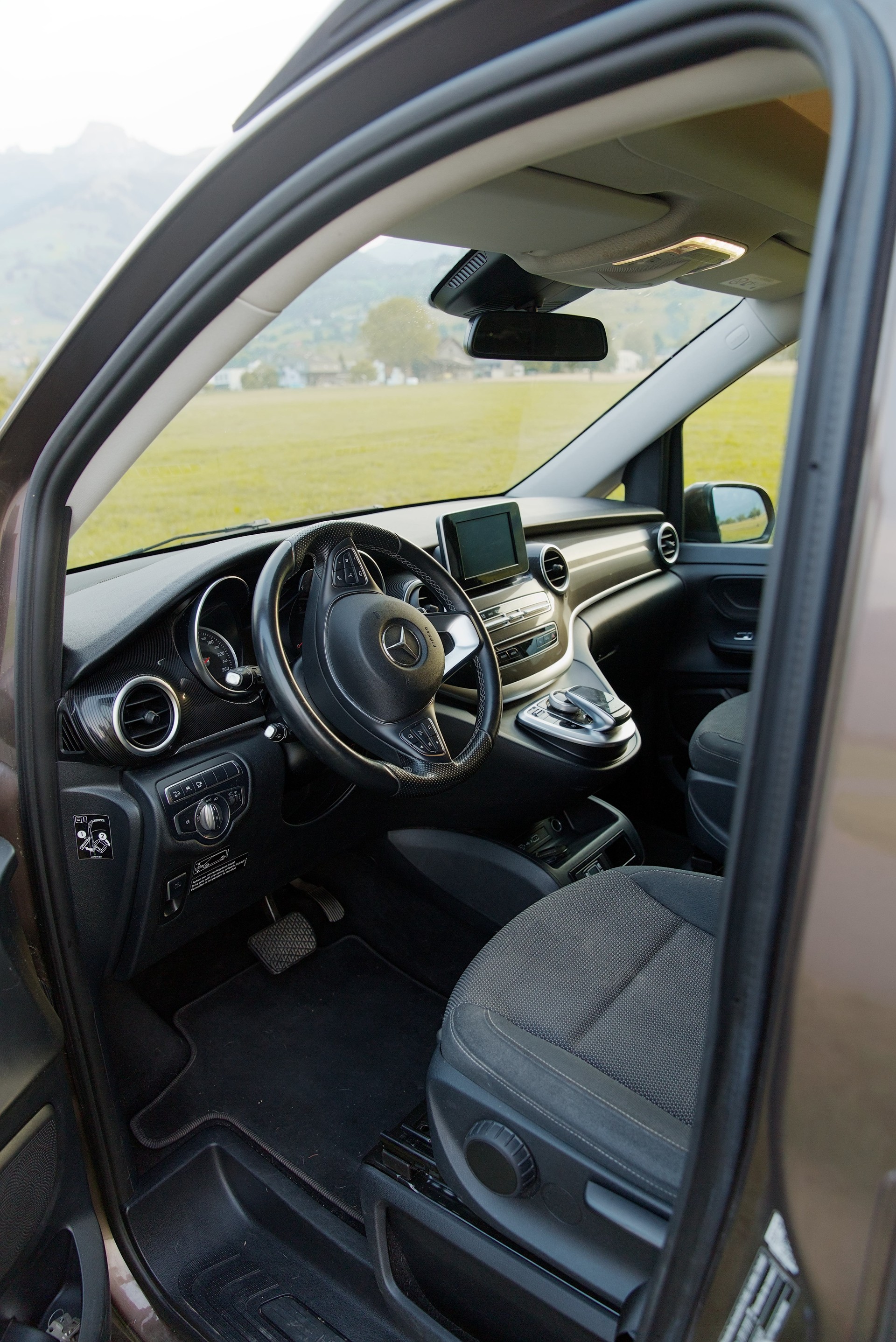 MERCEDES-BENZ 220 d Horizon 4matic-image-8