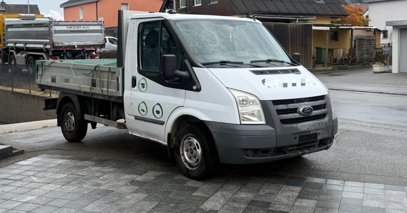 FORD Transit 2.2 TDCi 300 M-image-0
