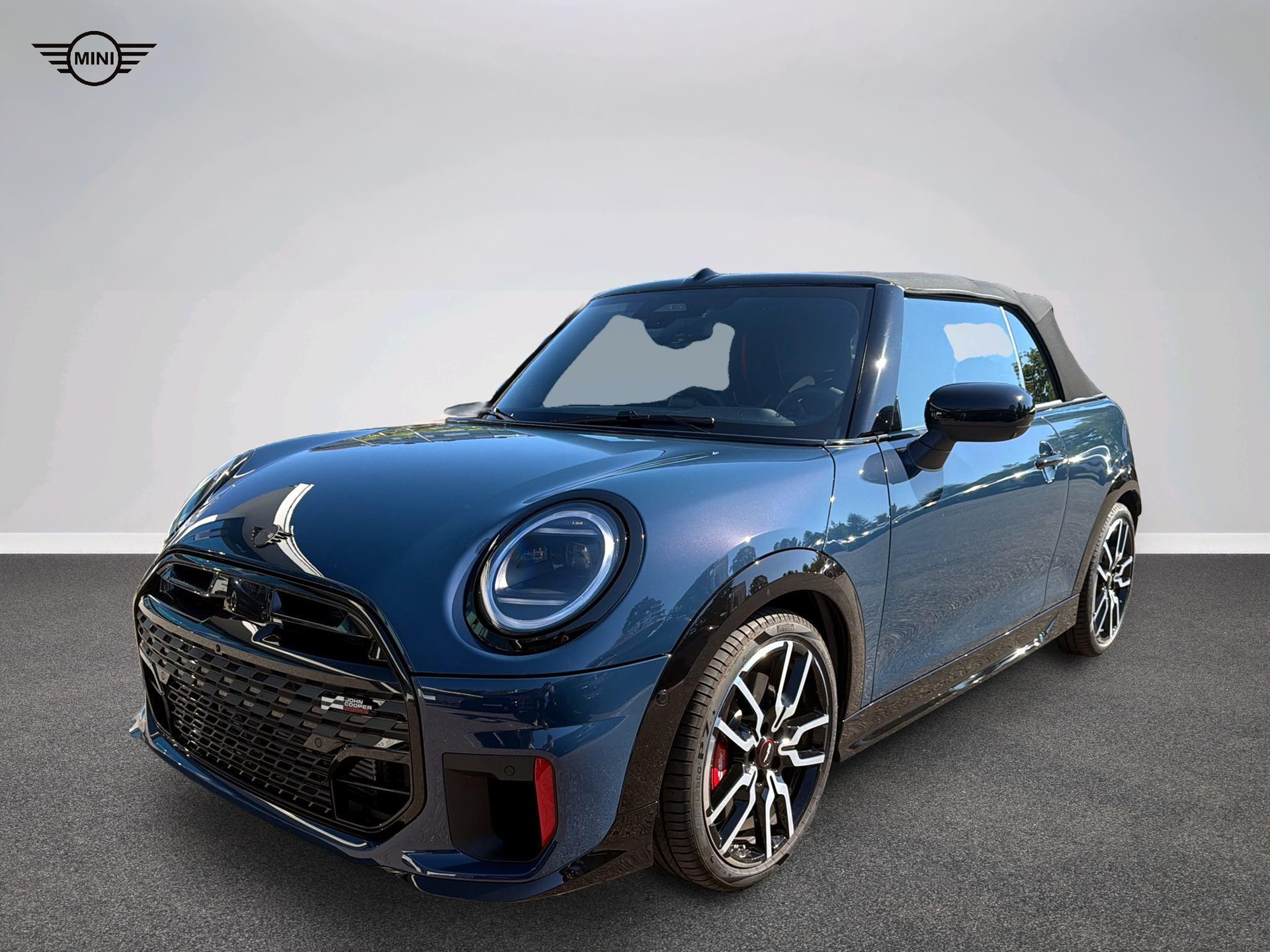 MINI John Cooper Works Cabrio-image-0