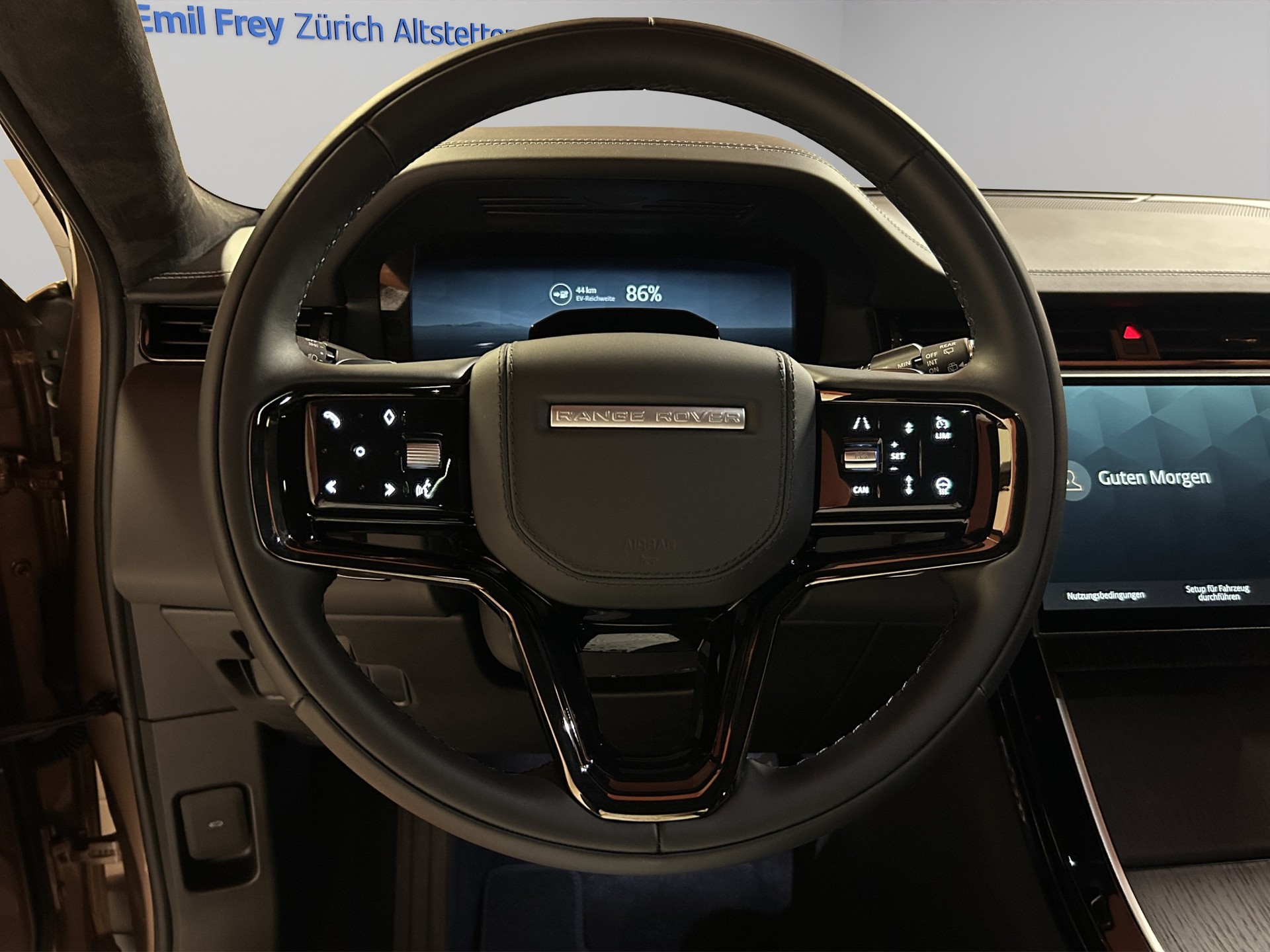 LAND ROVER Range Rover Evoque 1.5 T 270e Autobiography (Plug-in Hybrid)-image-10