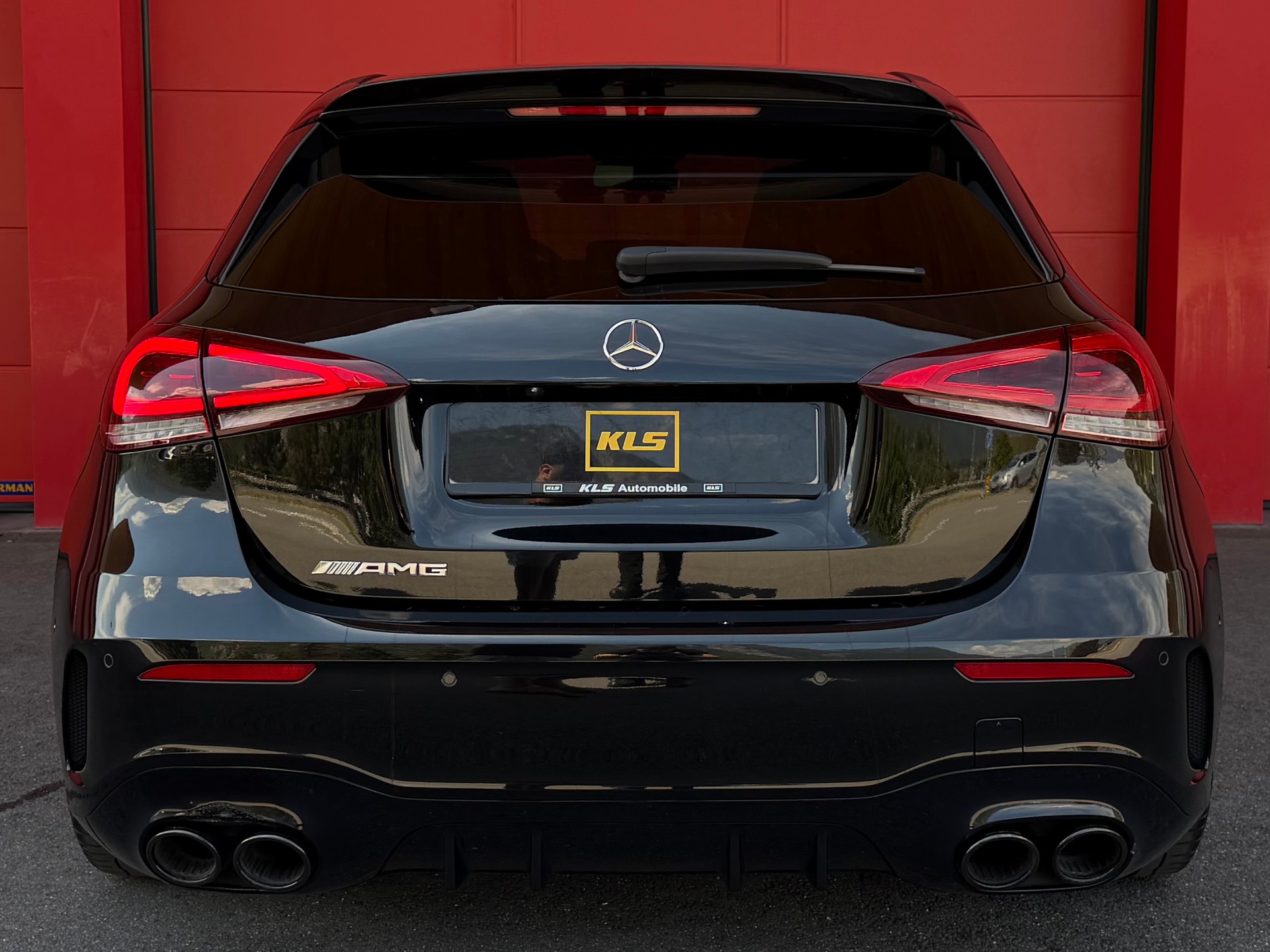 MERCEDES-BENZ A 45 S AMG 4Matic+ Speedshift-image-4