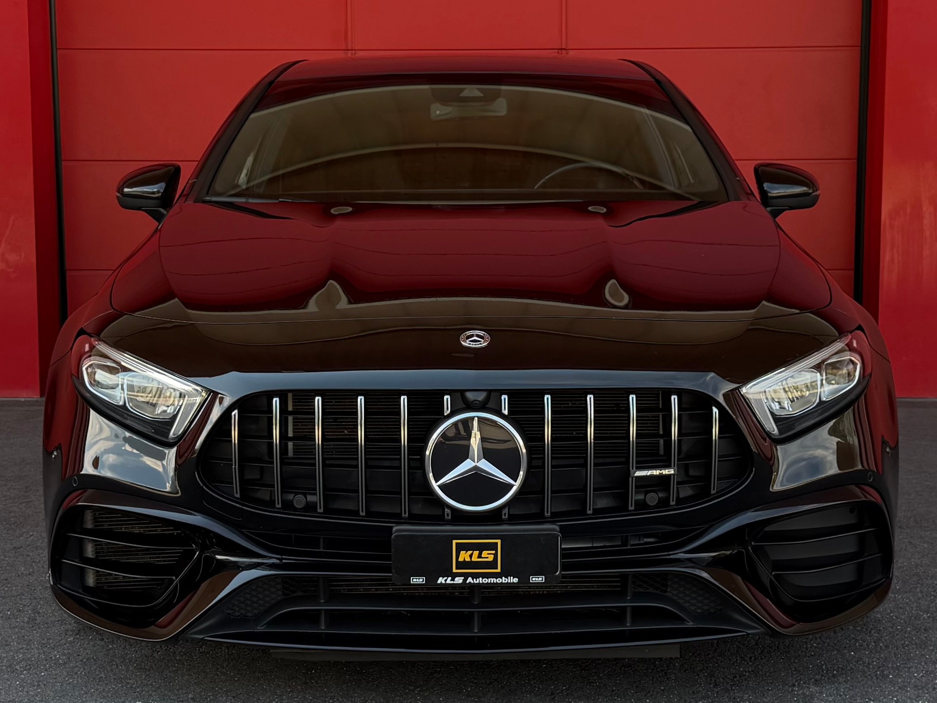 MERCEDES-BENZ A 45 S AMG 4Matic+ Speedshift-image-1