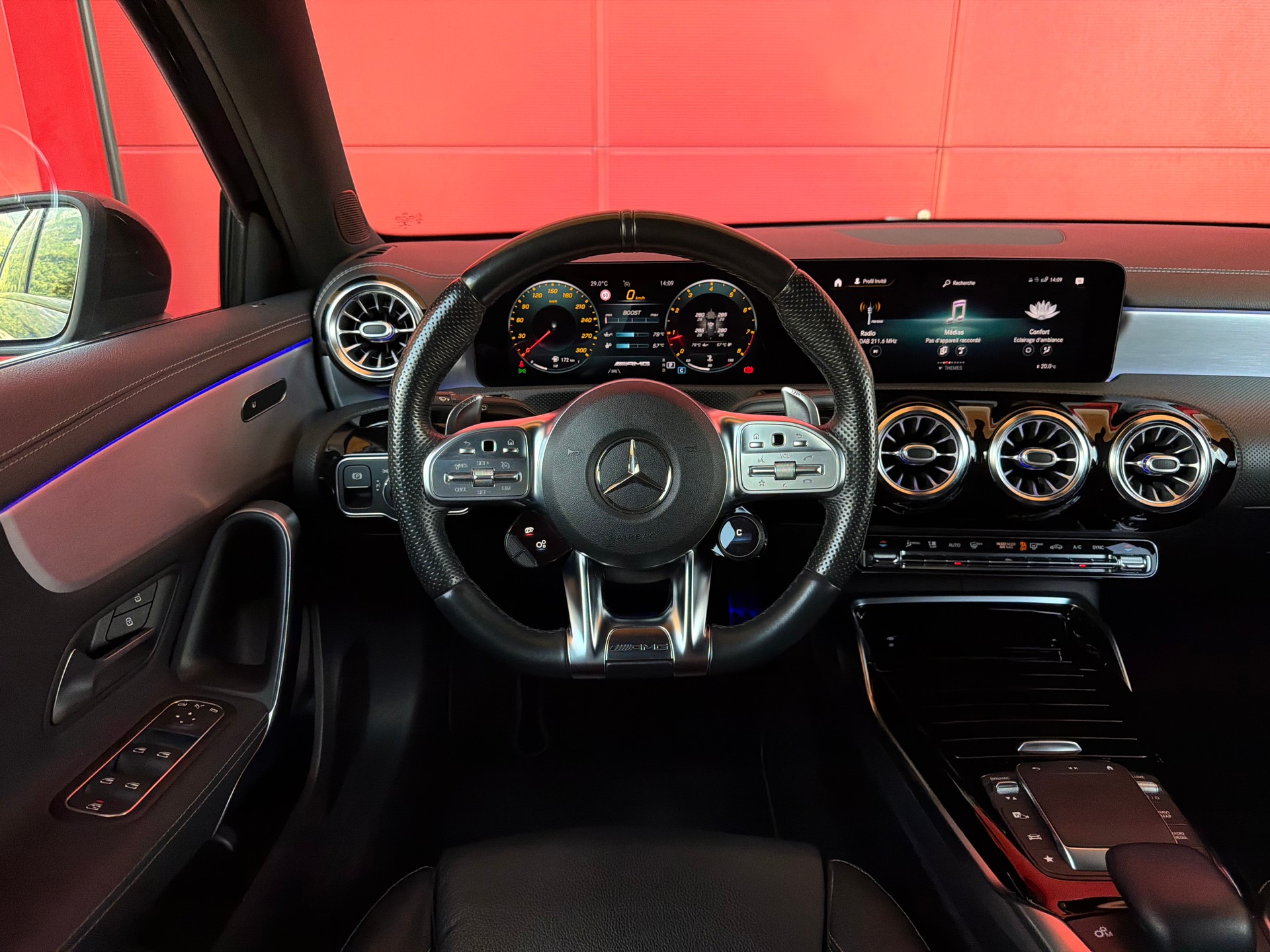 MERCEDES-BENZ A 45 S AMG 4Matic+ Speedshift-image-7