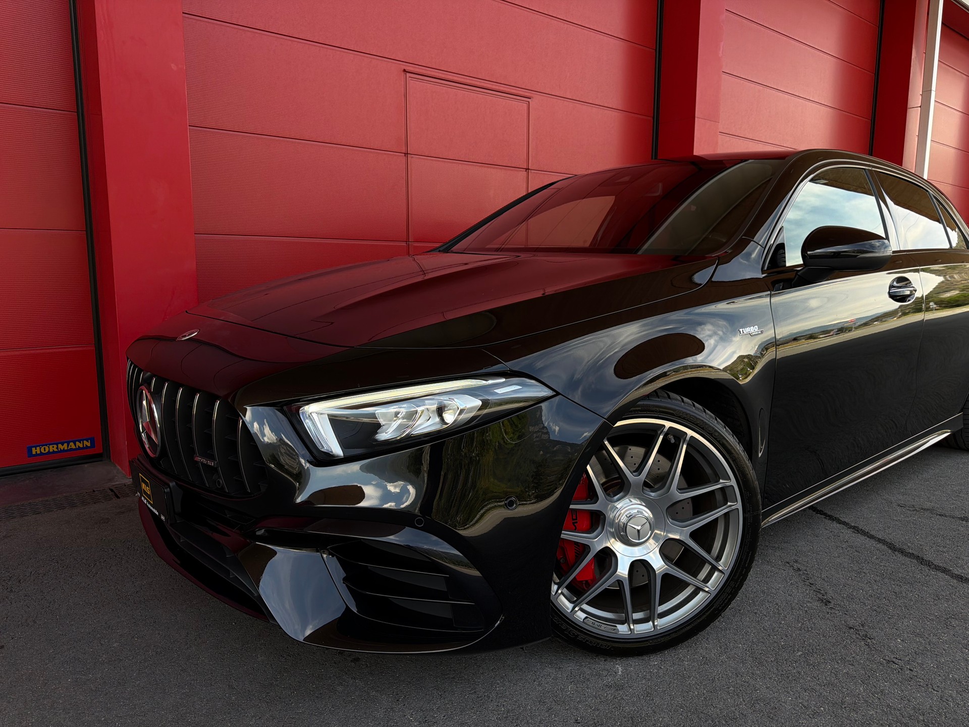 MERCEDES-BENZ A 45 S AMG 4Matic+ Speedshift-image-5