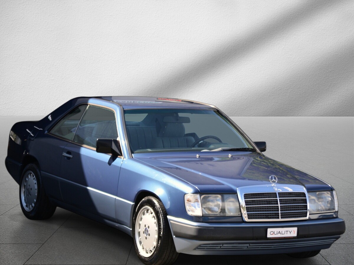 MERCEDES-BENZ 300 CE-image-2