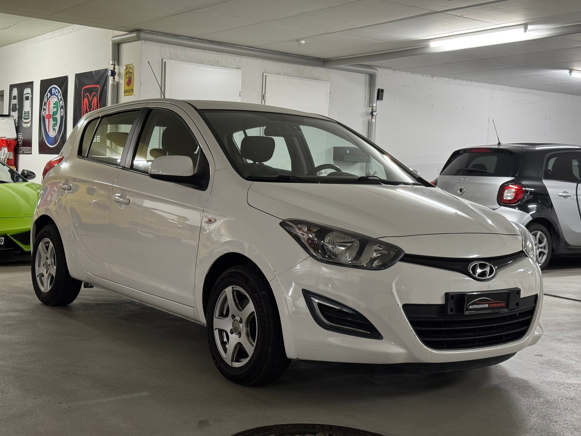 HYUNDAI i20 1.2 Comfort 2-Hand-image-2