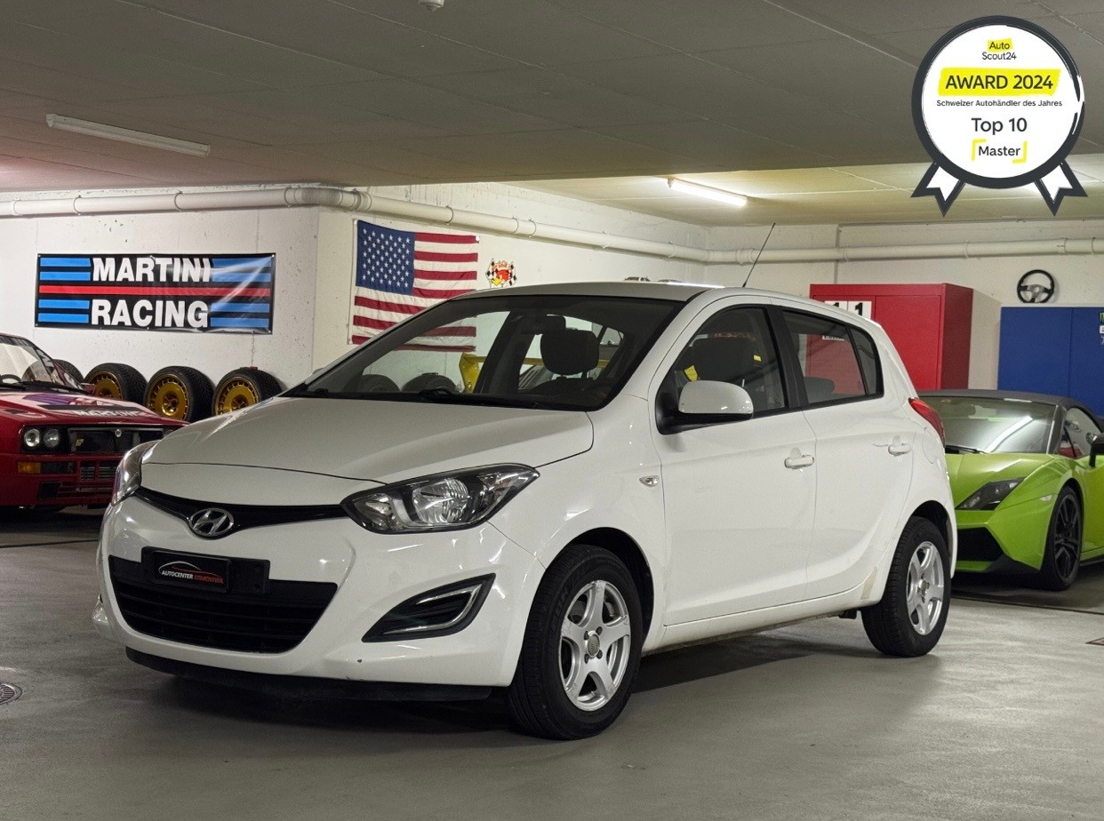 HYUNDAI i20 1.2 Comfort 2-Hand-image-0