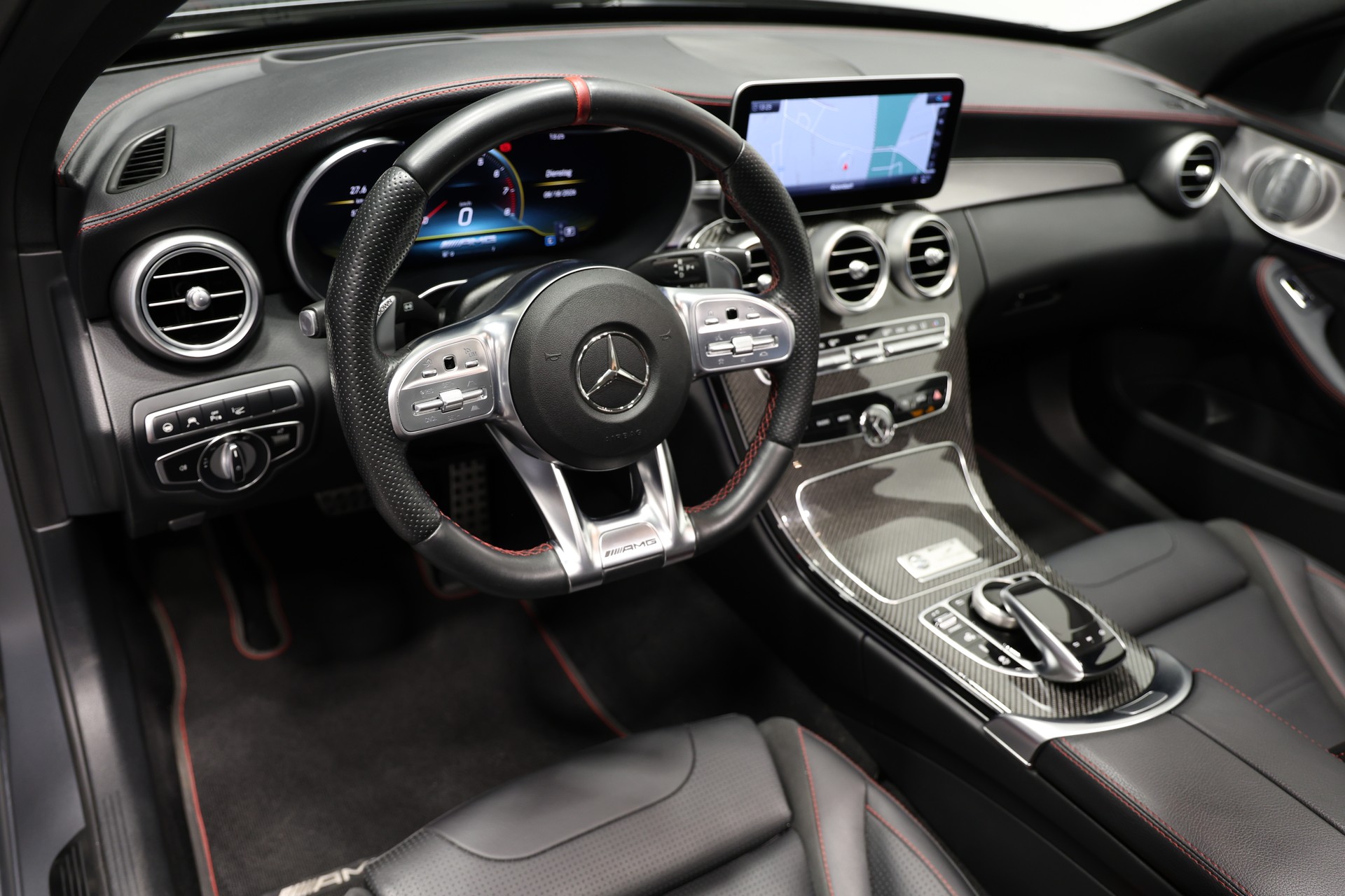 MERCEDES-BENZ C 43 AMG 4Matic 9G-Tronic *CH-Fahrzeug*Matt Grau*Facelift*AHK 1800kg*-image-18