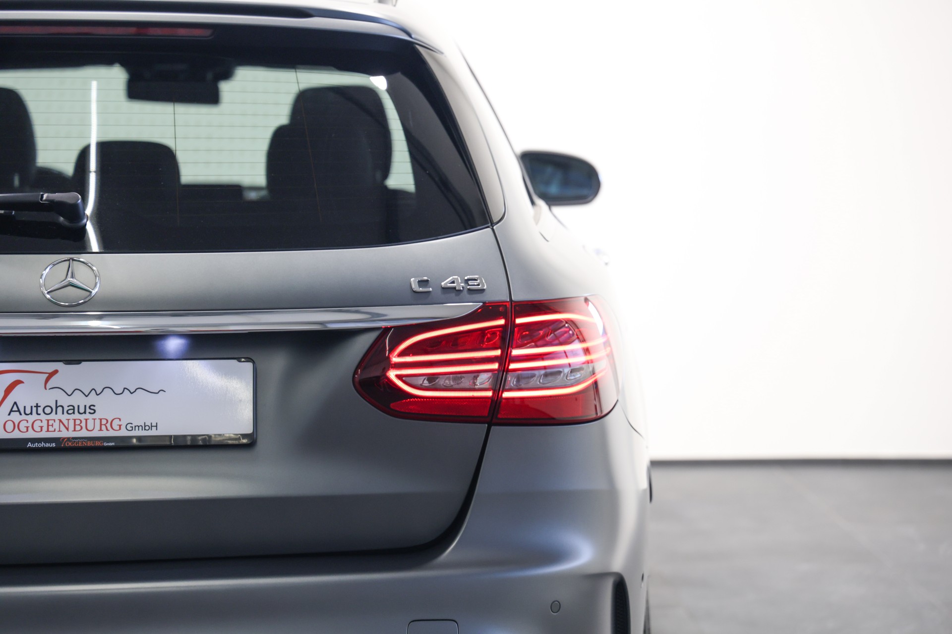 MERCEDES-BENZ C 43 AMG 4Matic 9G-Tronic *CH-Fahrzeug*Matt Grau*Facelift*AHK 1800kg*-image-15
