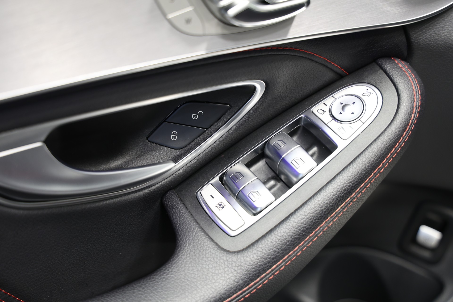 MERCEDES-BENZ C 43 AMG 4Matic 9G-Tronic *CH-Fahrzeug*Matt Grau*Facelift*AHK 1800kg*-image-24