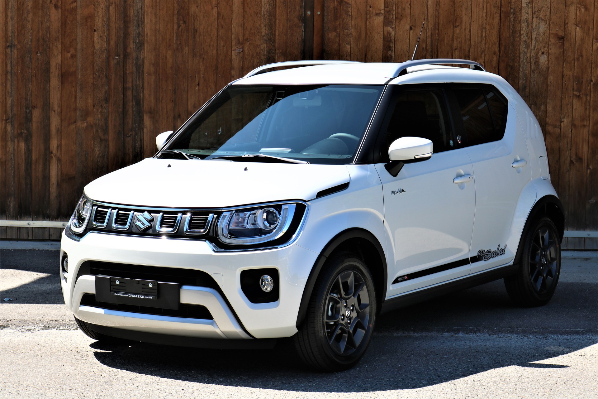 SUZUKI Ignis 1.2i Piz Sulai Top Hybrid 4x4