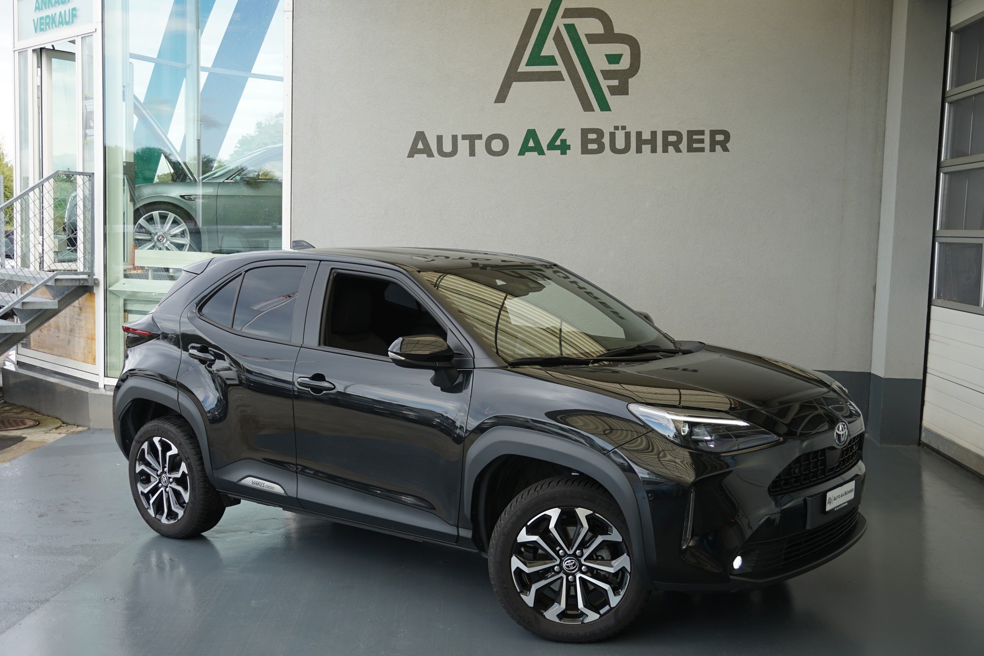 TOYOTA Yaris Cross 1.5 Trend AWD Automat Hybrid 116PS-image-1