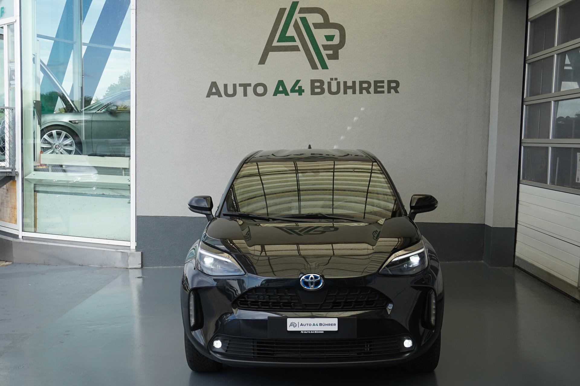 TOYOTA Yaris Cross 1.5 Trend AWD Automat Hybrid 116PS-image-8