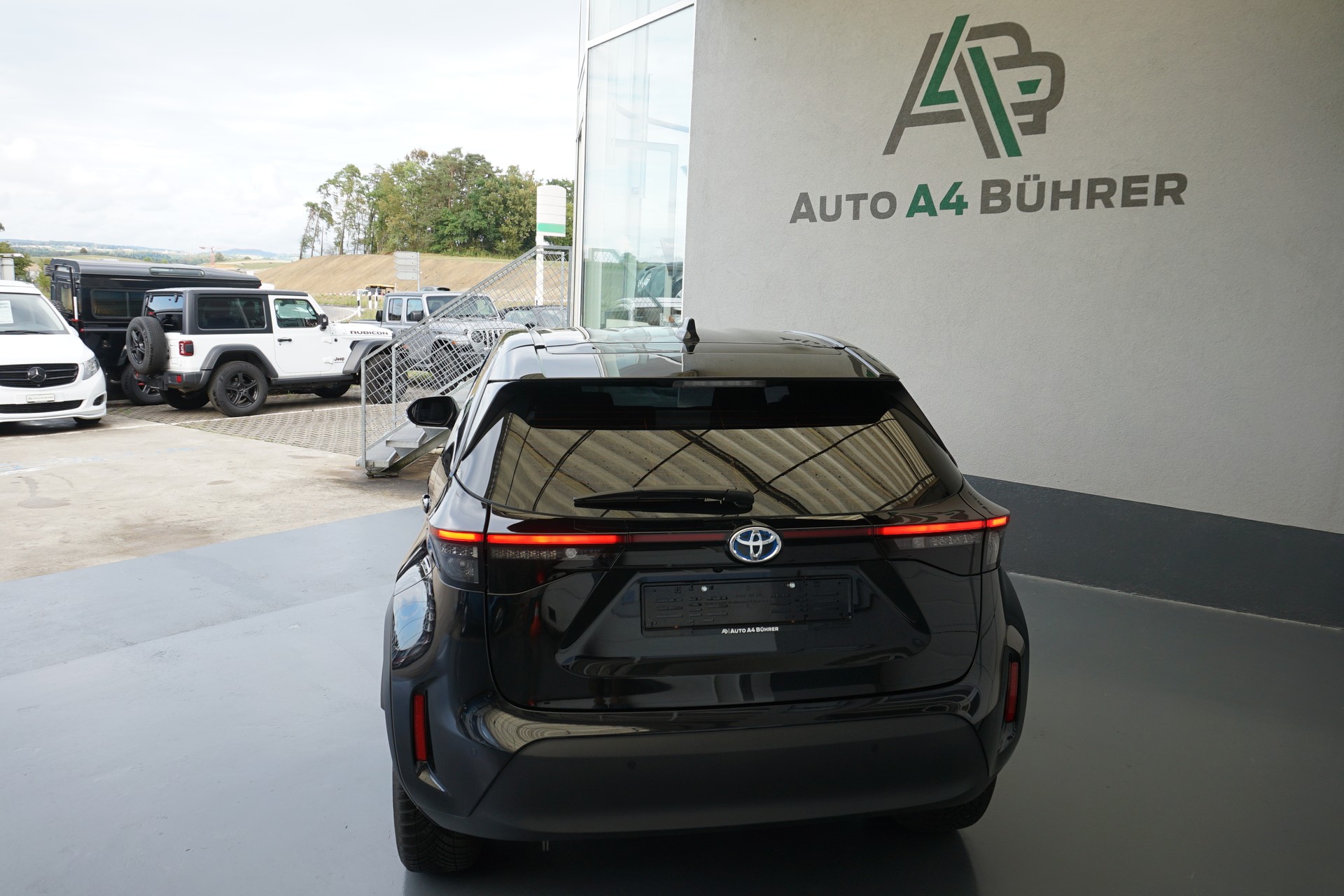 TOYOTA Yaris Cross 1.5 Trend AWD Automat Hybrid 116PS-image-6