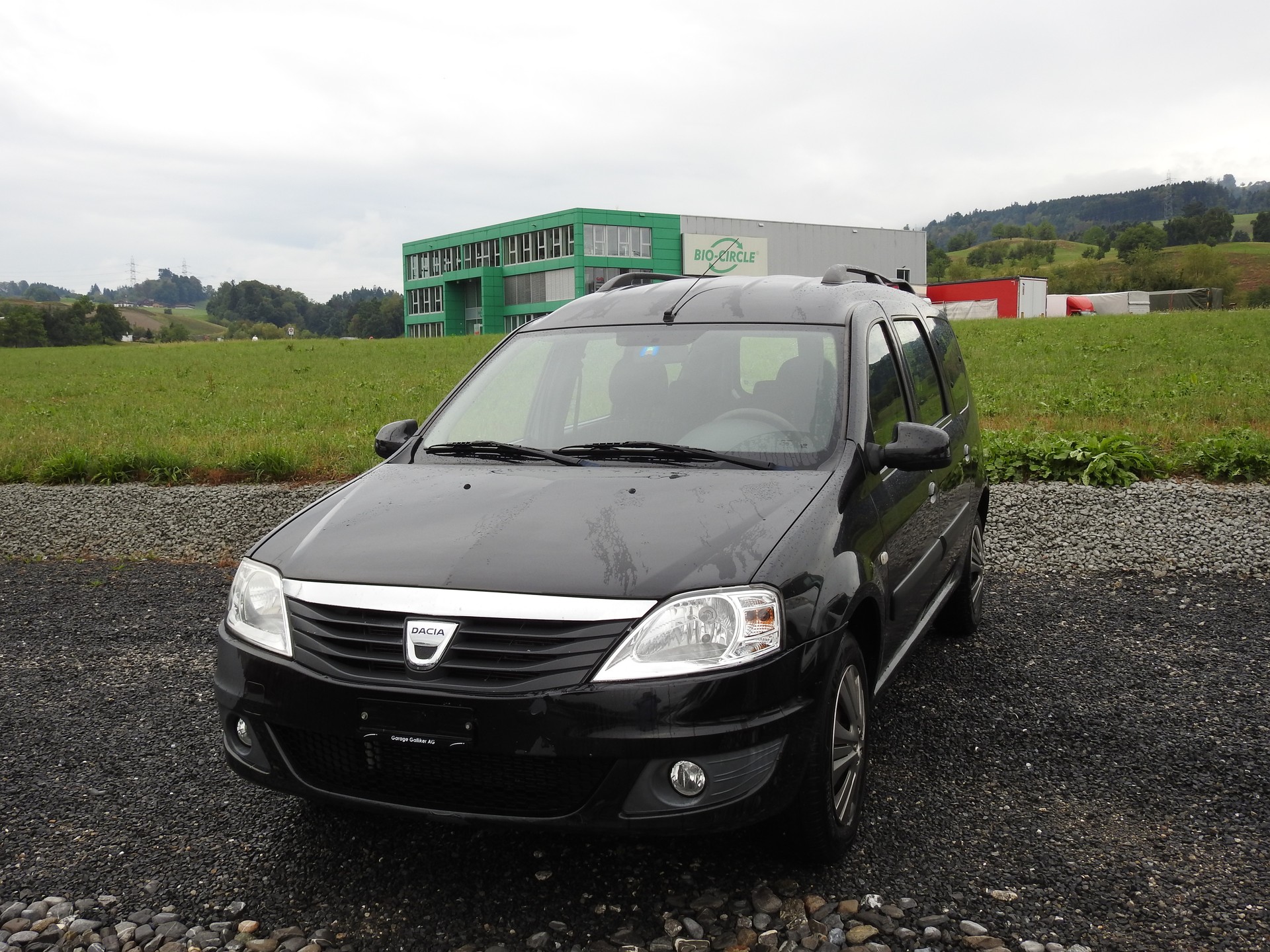 DACIA Logan 1.6 16V E85 Blackline-image-0
