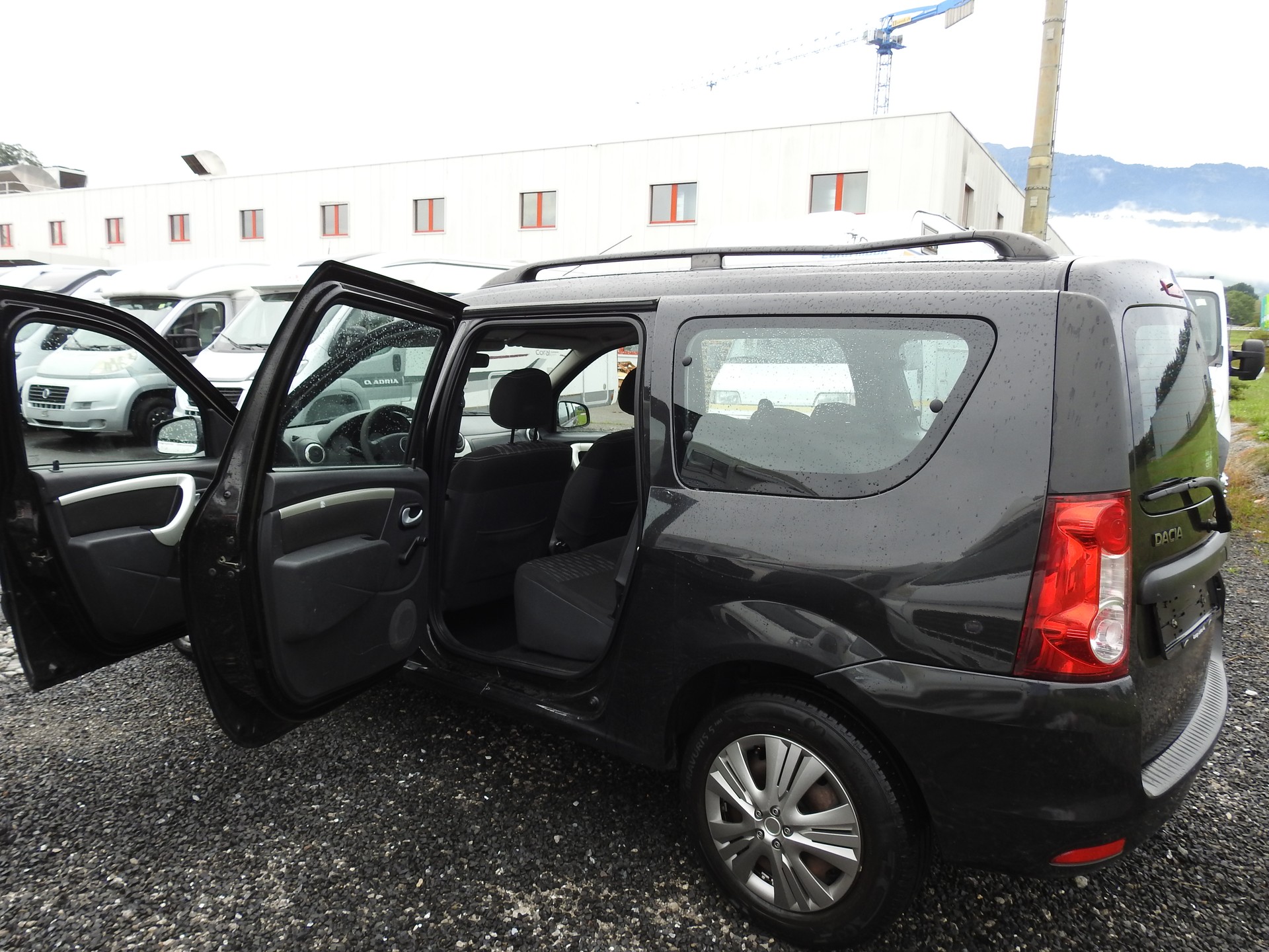 DACIA Logan 1.6 16V E85 Blackline-image-15
