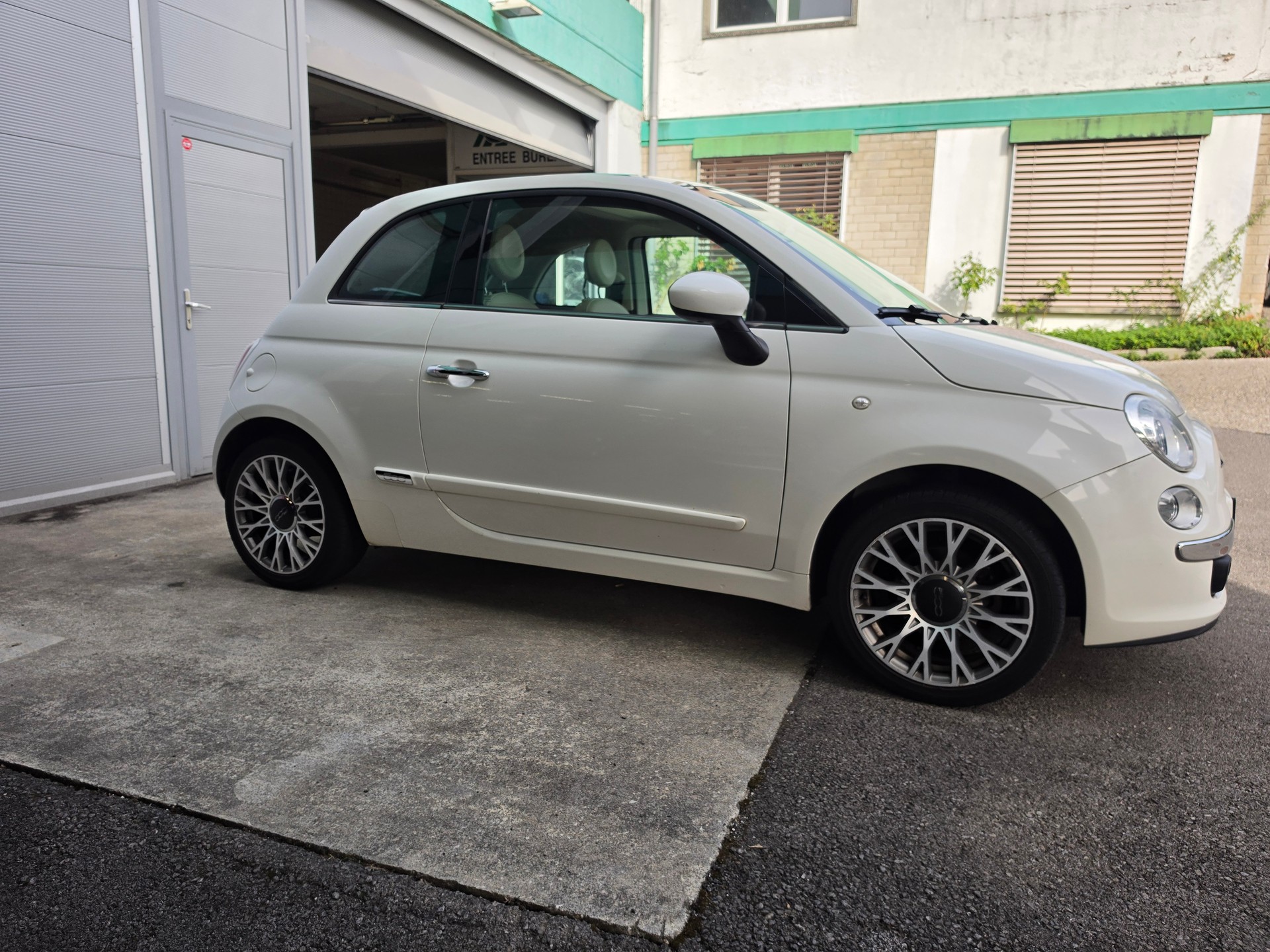 FIAT 500 1.2 Lounge Dualogic-image-6