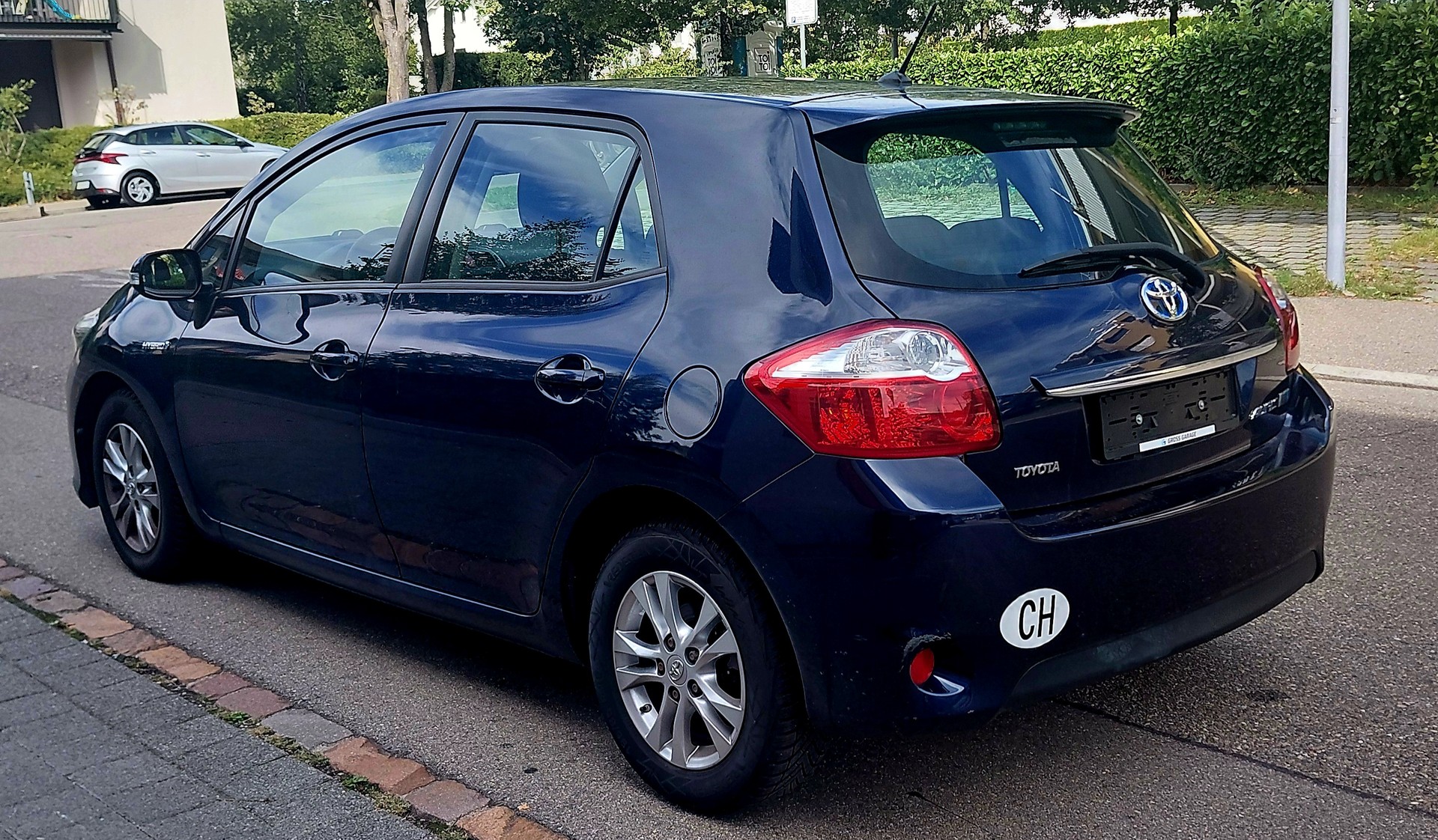 TOYOTA Auris 1.8 16V HSD Linea Luna-image-5