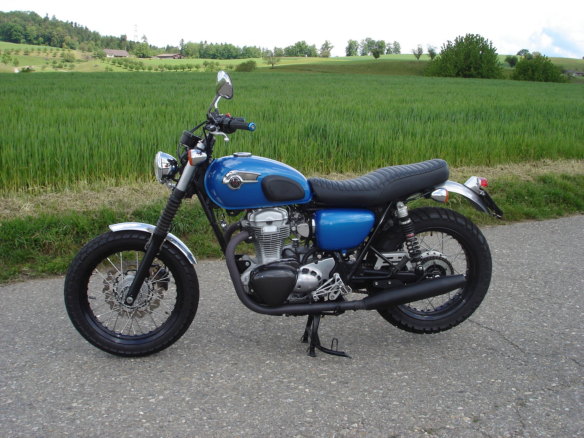 KAWASAKI W 800
