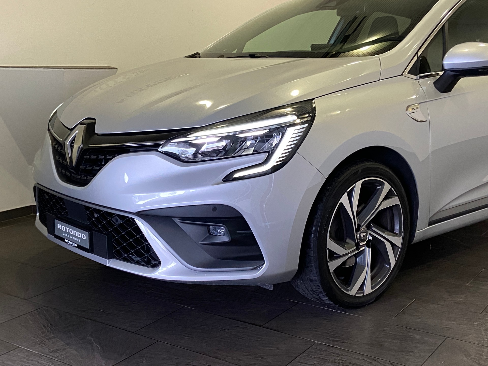 RENAULT Clio 1.3 R.S. Line EDC-showroom-element-2