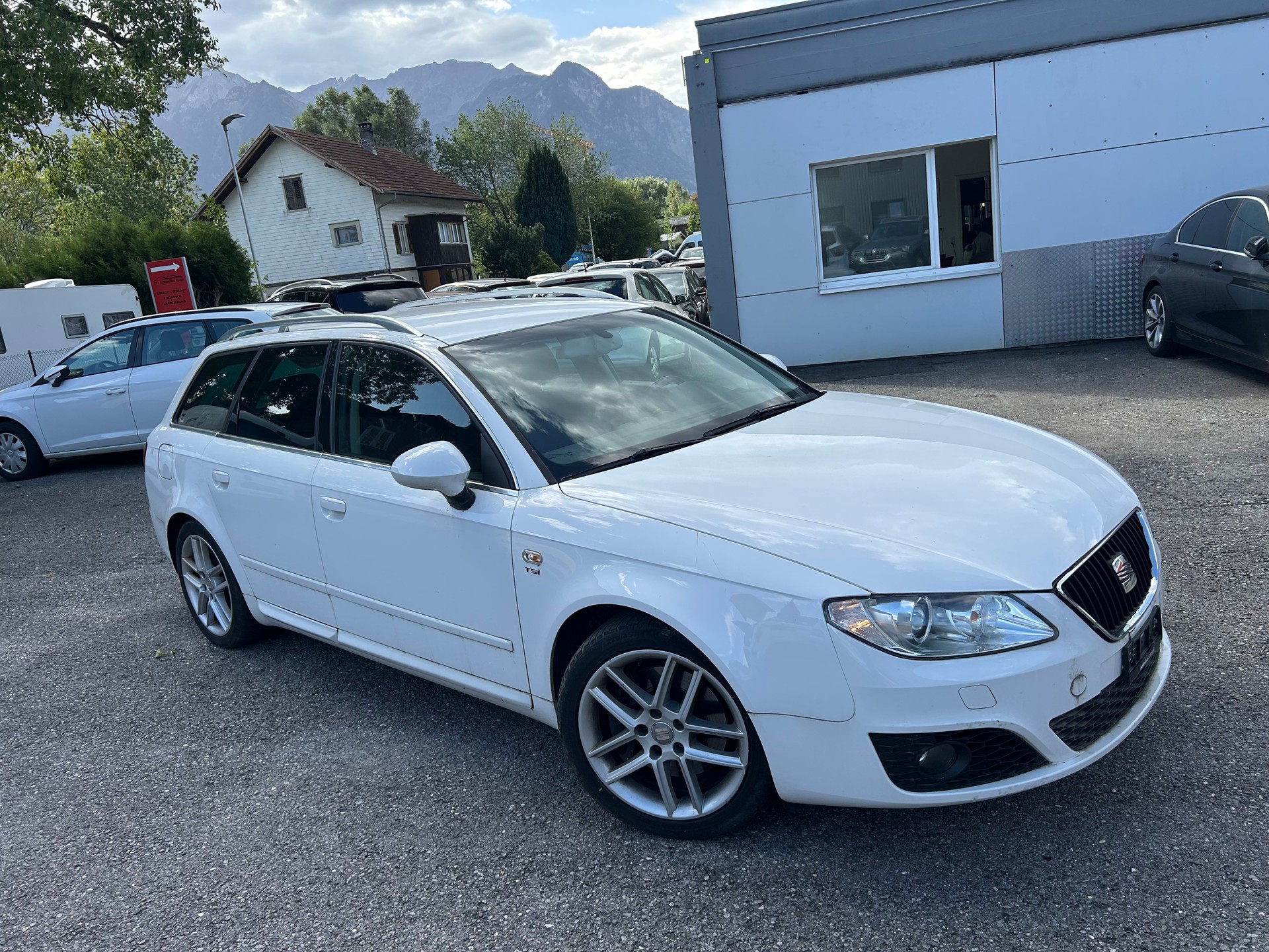 SEAT Exeo ST 2.0 TSI Style-image-10