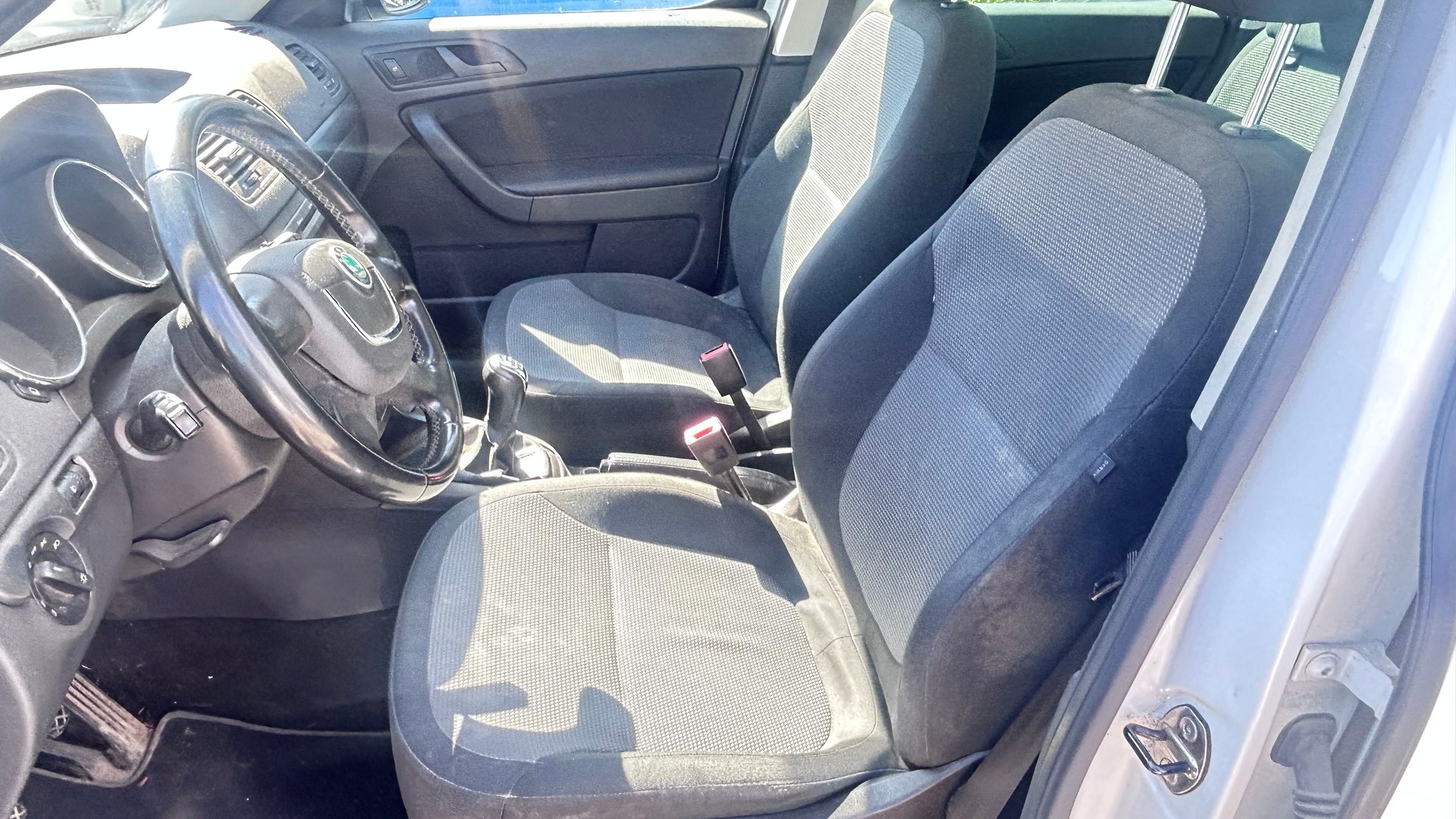 SKODA Yeti 1.8 TSI Ambition 4x4-image-4