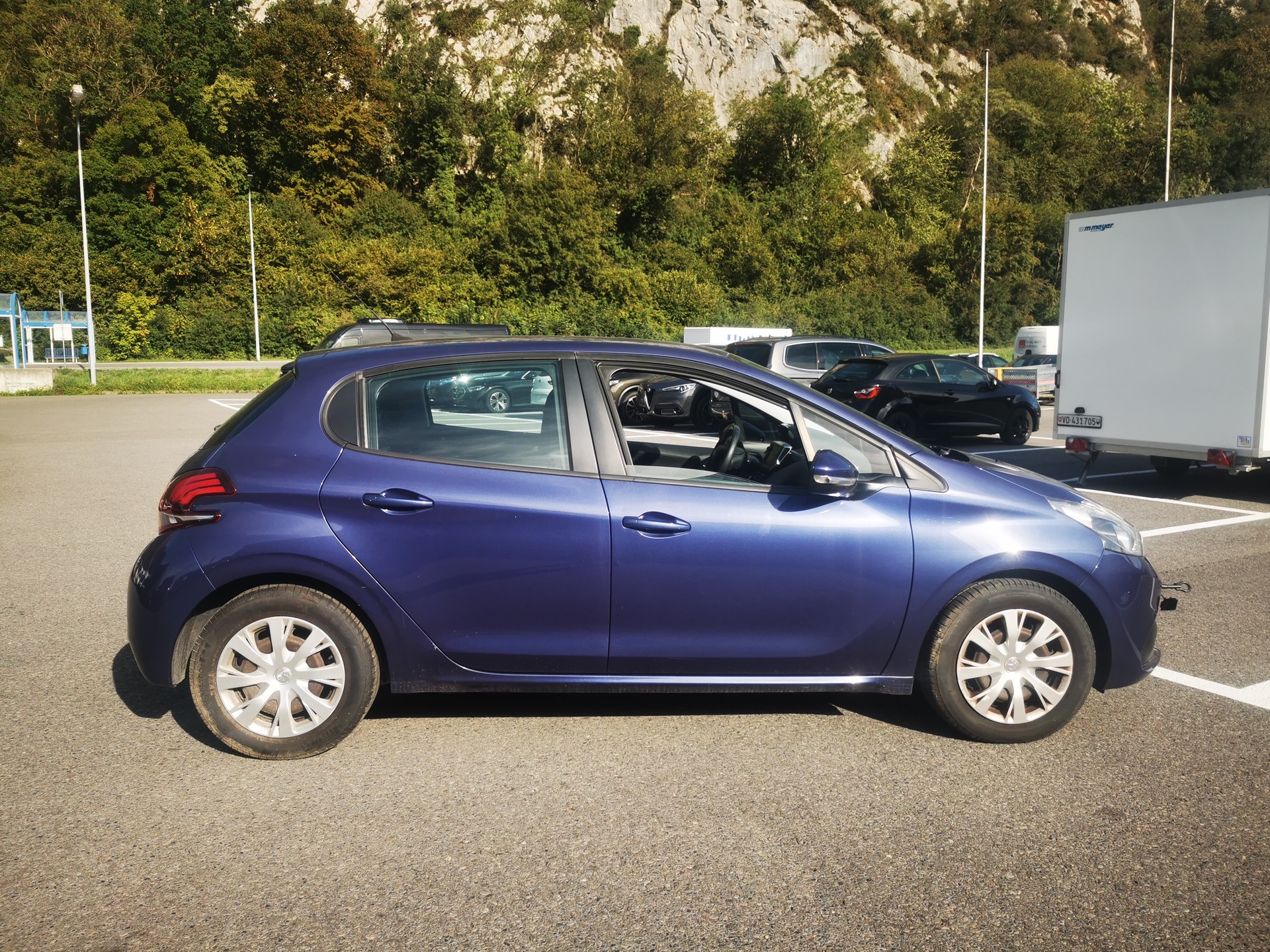 PEUGEOT 208 1.2 PureTech Access-image-4