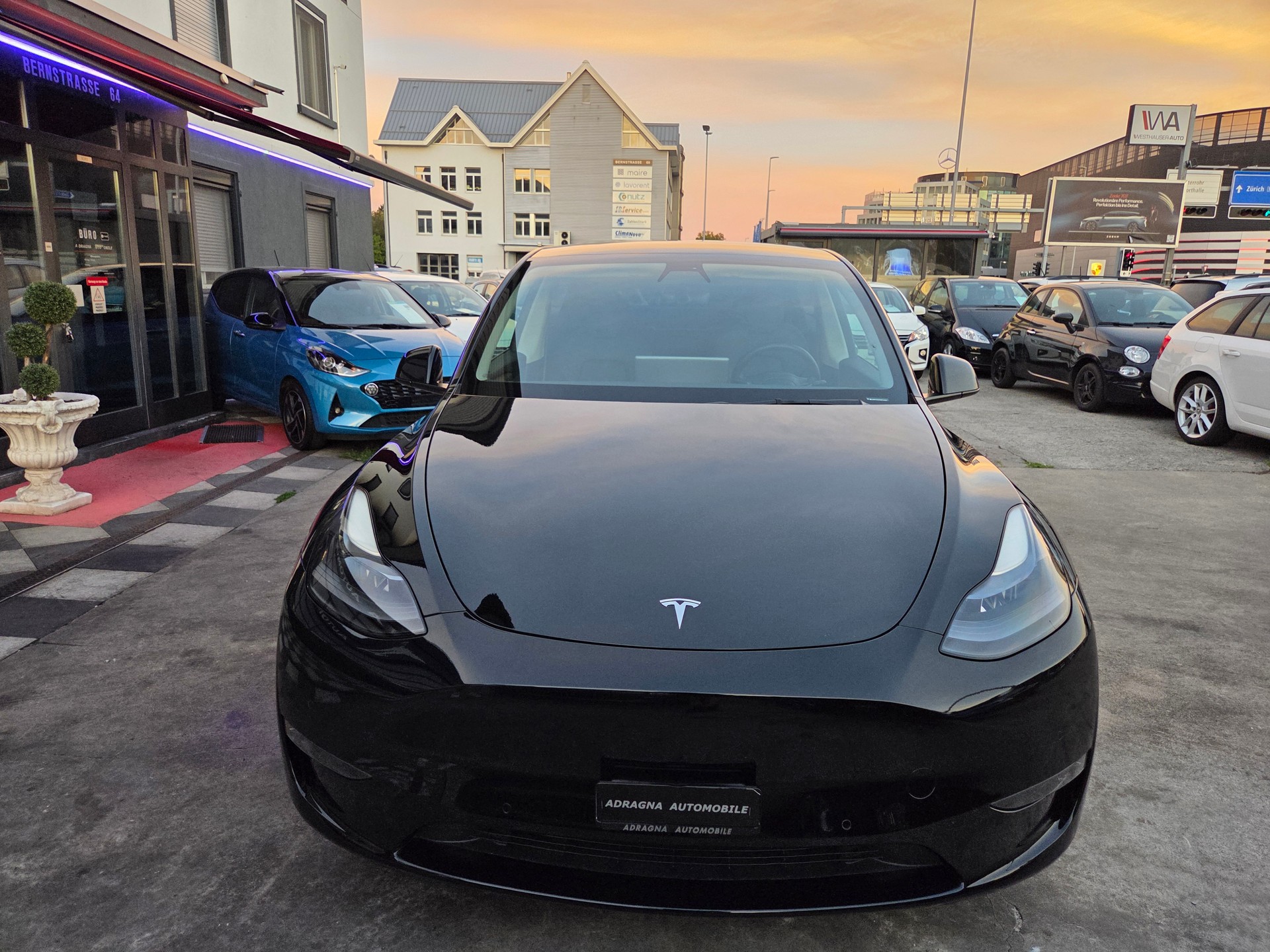TESLA Model Y Long Range-image-9