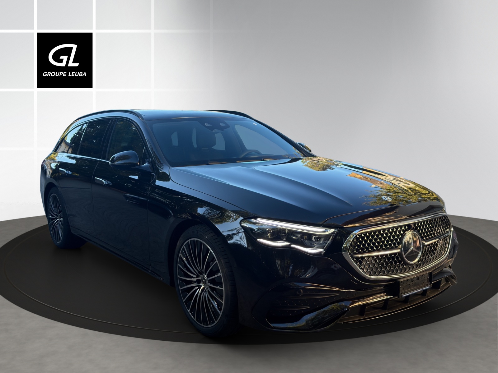 MERCEDES-BENZ E 220 d T 4Matic 9G-Tronic-image-0
