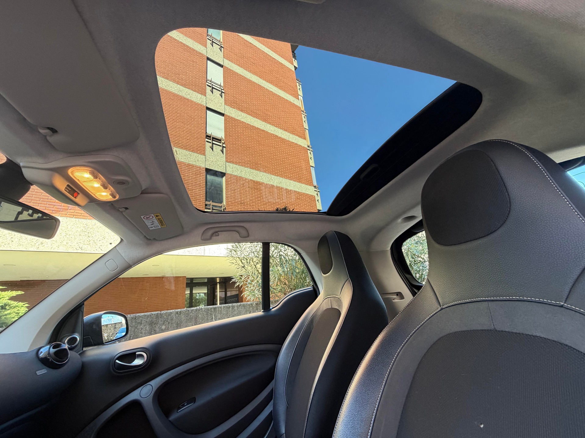 SMART fortwo Brabus twinmatic-image-7