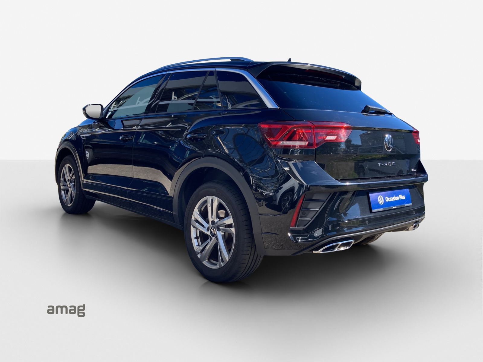 VW T-Roc 2.0 TSI R-Line DSG 4Motion-image-2