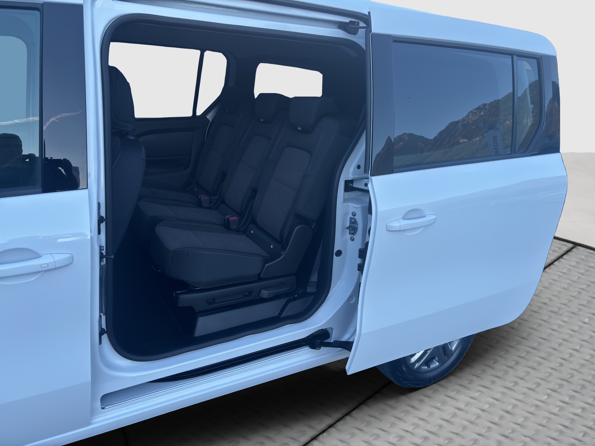 MERCEDES-BENZ Citan 113 Pro Lang Aut.-image-18