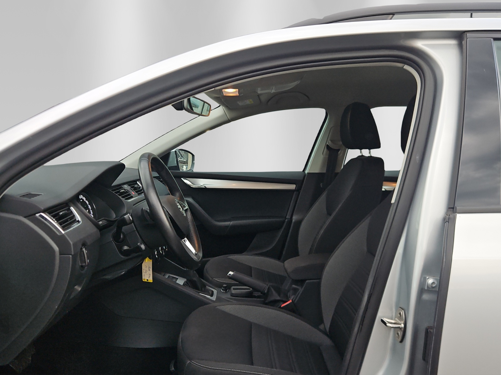 SKODA Octavia Combi 2.0 TSI Ambition 4x4 DSG-image-5