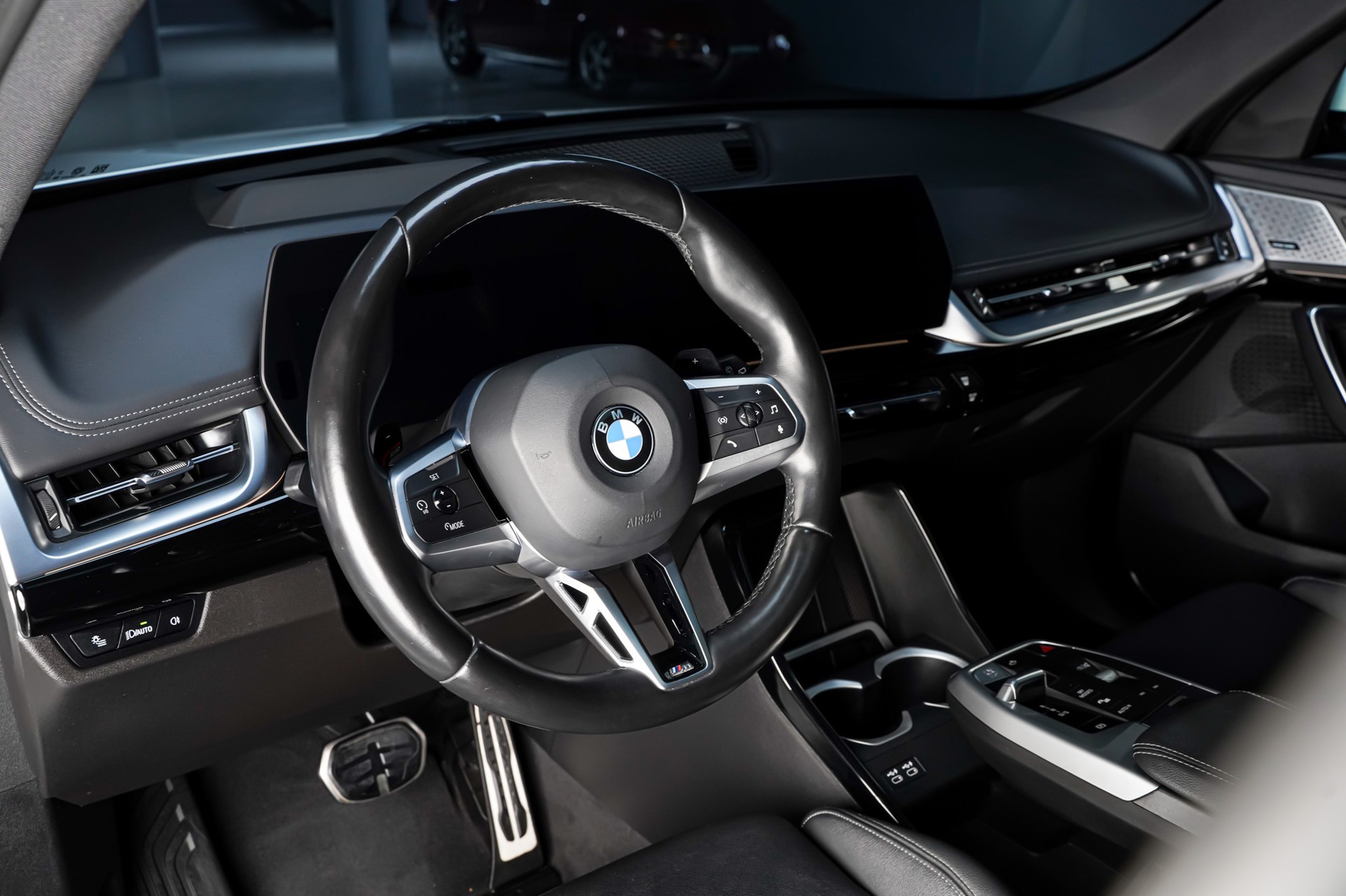 BMW X1 xDrive 23d 48V M Sport-image-11